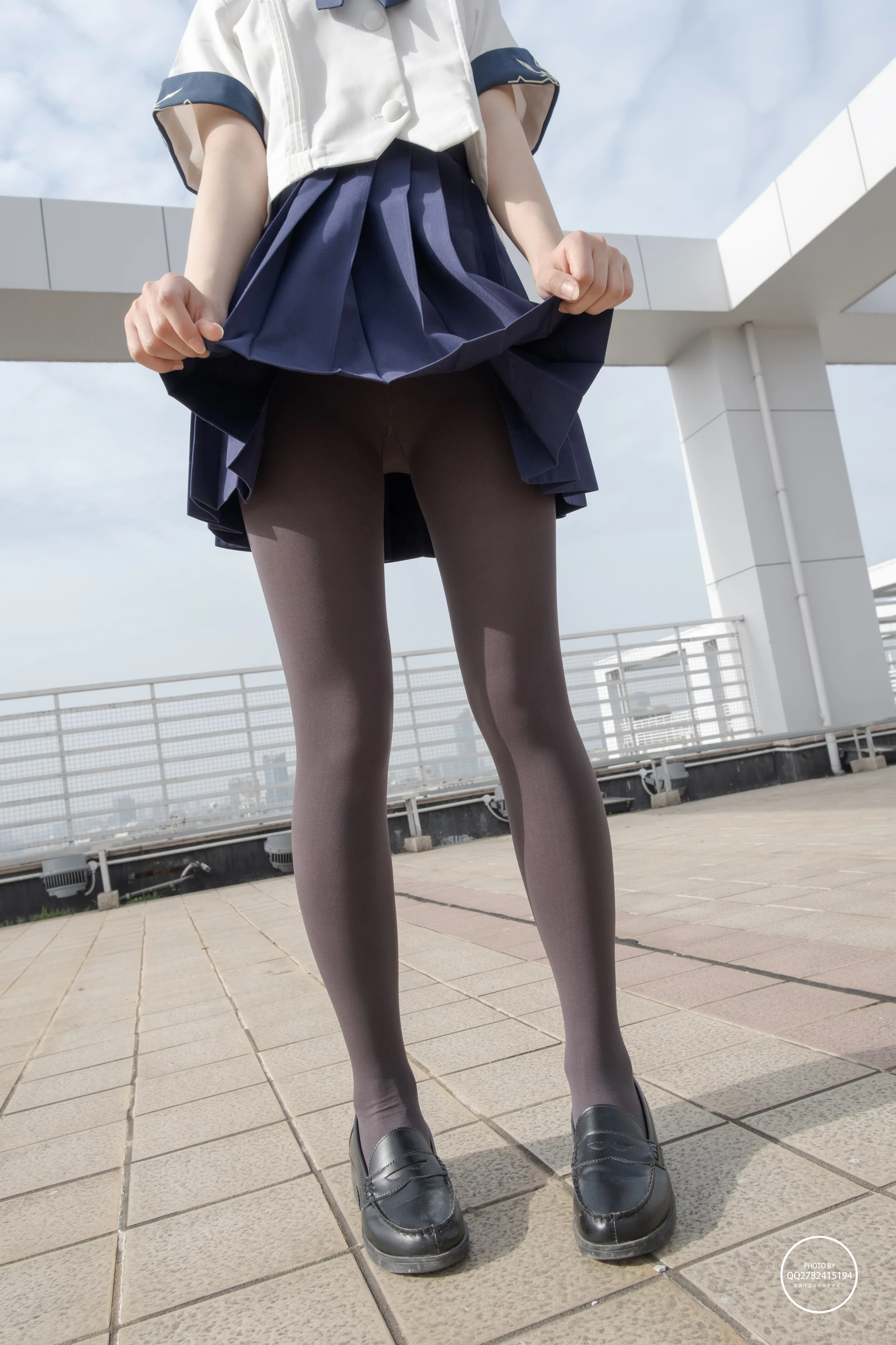 森萝财团 有料-39 小香 黑丝 80D 天台外景 [90P-793.2MB]JK, JK制服, 可爱, 小香, 有料, 森萝财团, 水手服, 灰丝, 美腿, 美足, 黑丝