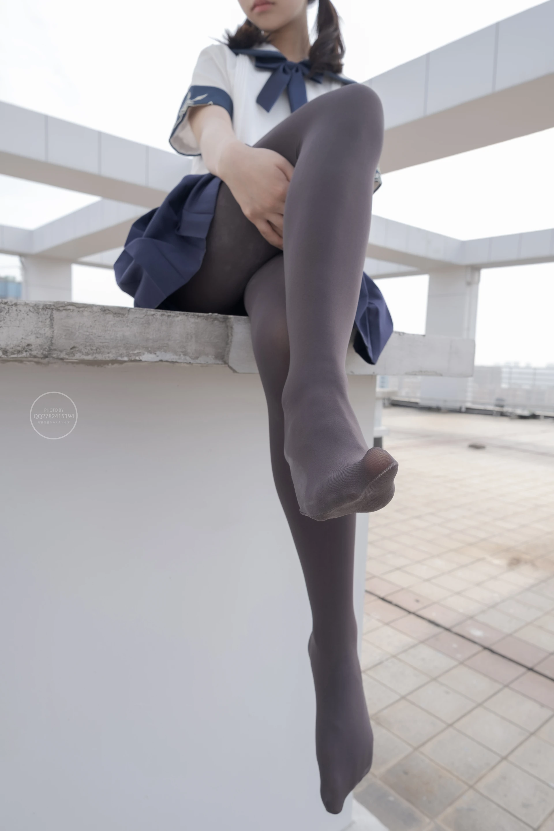 森萝财团 有料-39 小香 黑丝 80D 天台外景 [90P-793.2MB]JK, JK制服, 可爱, 小香, 有料, 森萝财团, 水手服, 灰丝, 美腿, 美足, 黑丝