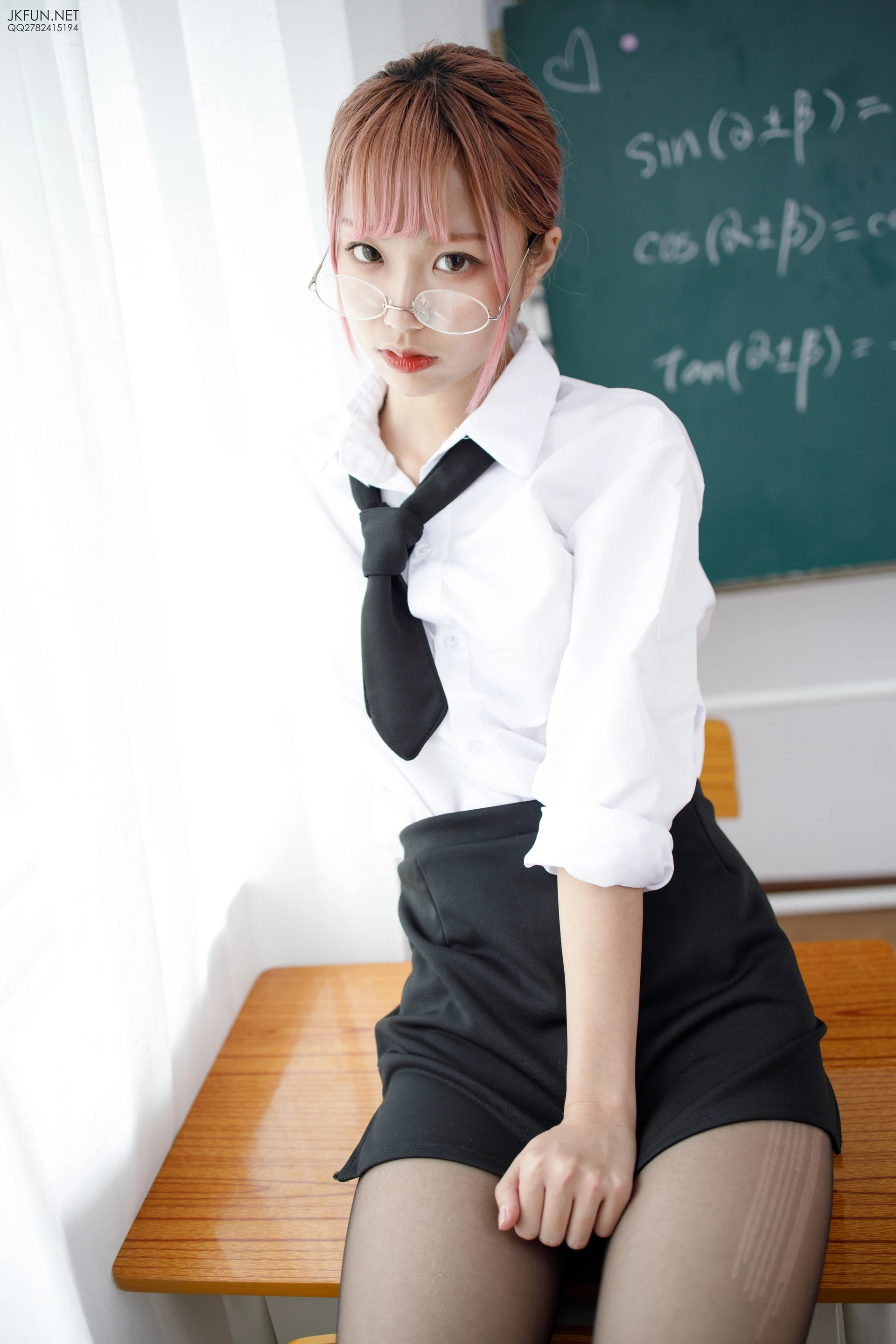 JKFUN-011 [99P1V-2.97G]JKFUN, 制服, 森萝财团, 美腿, 黑丝