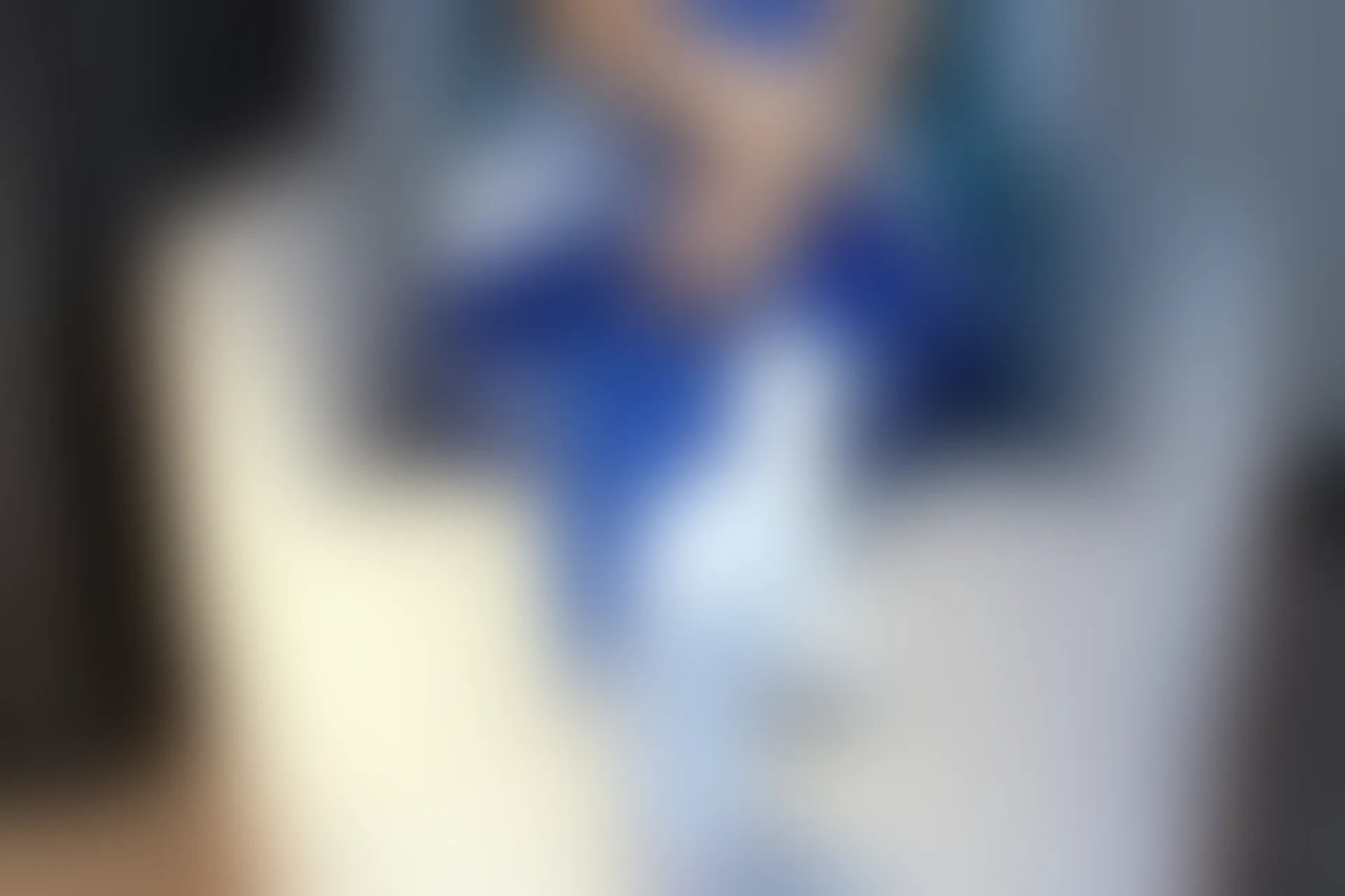 初夏女神 NO.001 依依~校服搭配37码运动鞋拍摄[126P-1V-5.45G]
