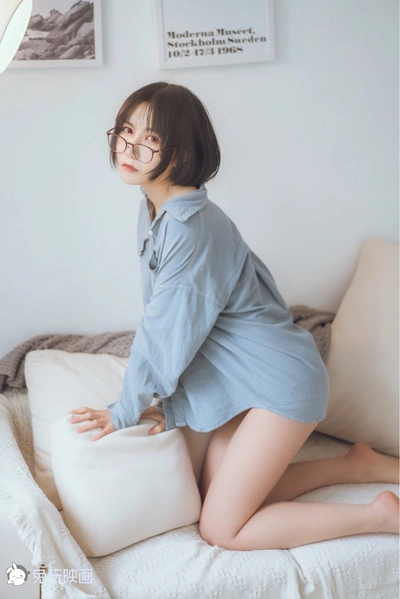 D54.008 长发大姐姐 [40P-613MB]