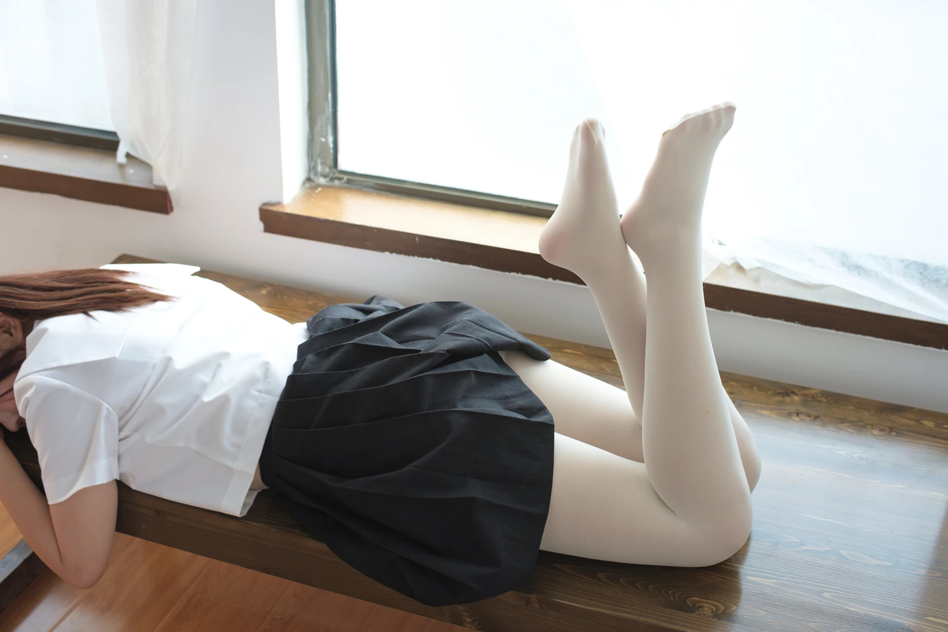 森萝财团 BETA-028 [60P-576M]白丝, 美腿