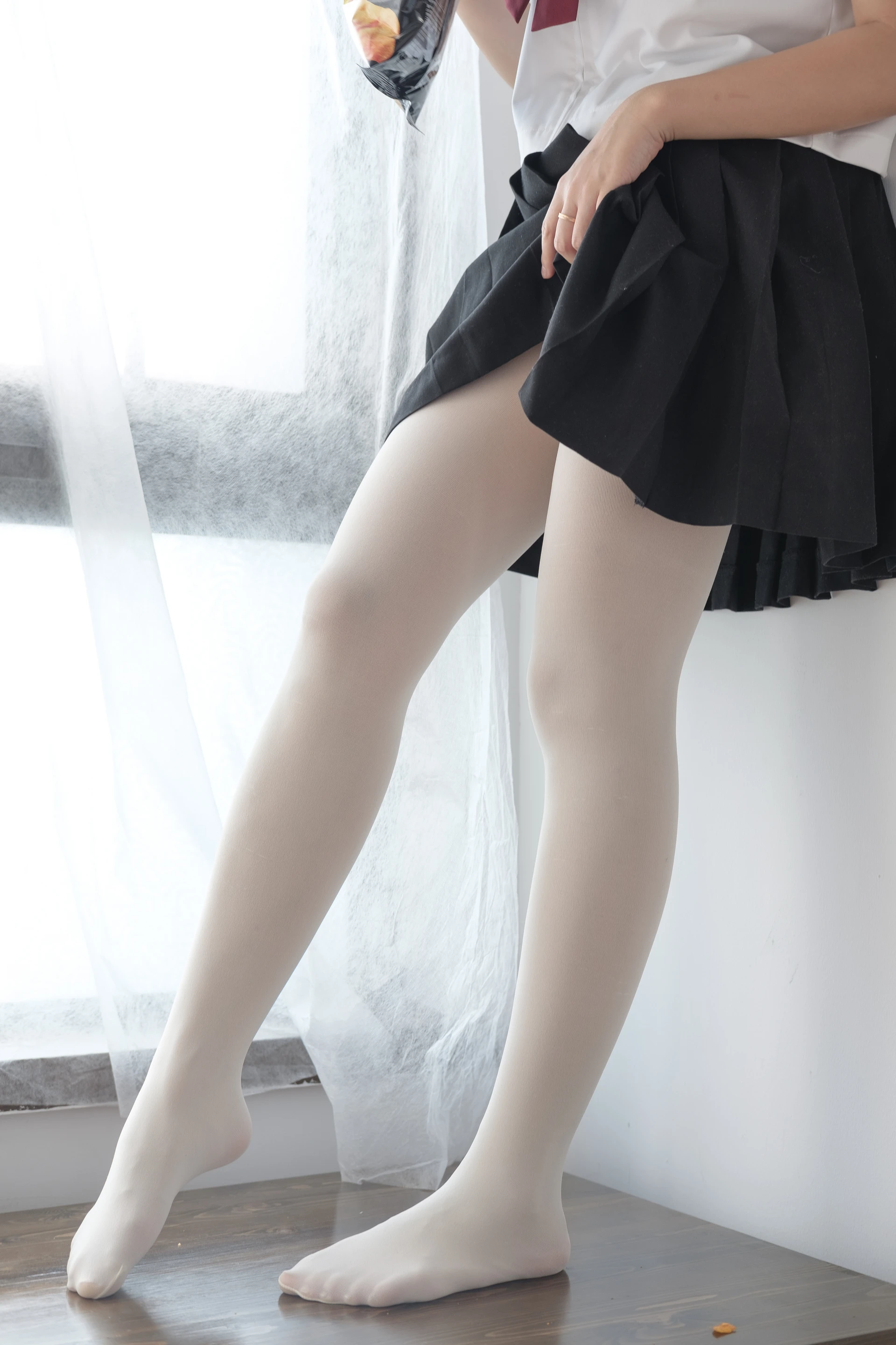 森萝财团 BETA-028 [60P-576M]白丝, 美腿