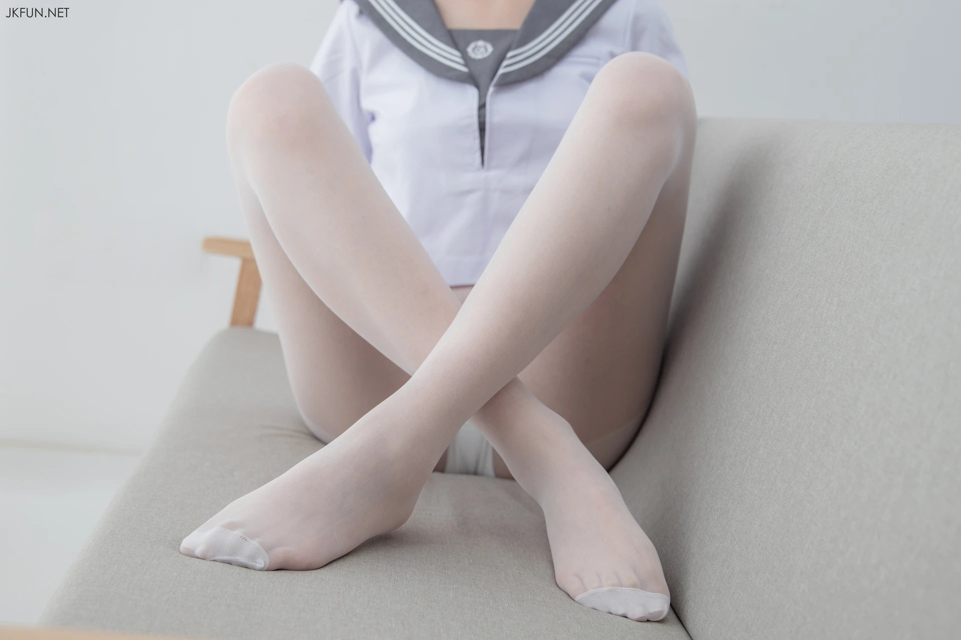 JKFUN-018 [108P1V-2.1G]JKFUN, 森萝财团, 白丝, 美腿, 美足
