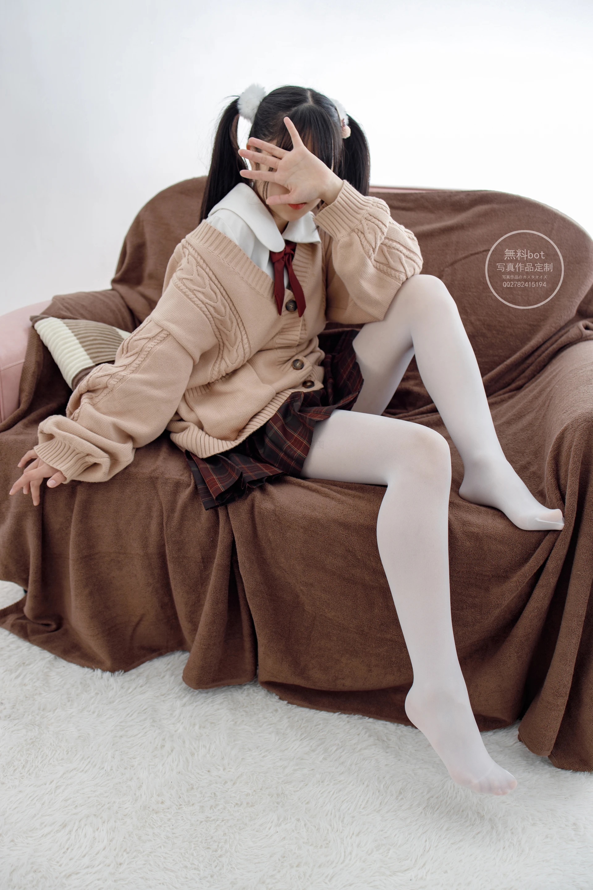 森萝财团 有料-17 [86P-1.26G]JK, JK制服, 可爱, 有料, 森萝财团, 白丝, 美足