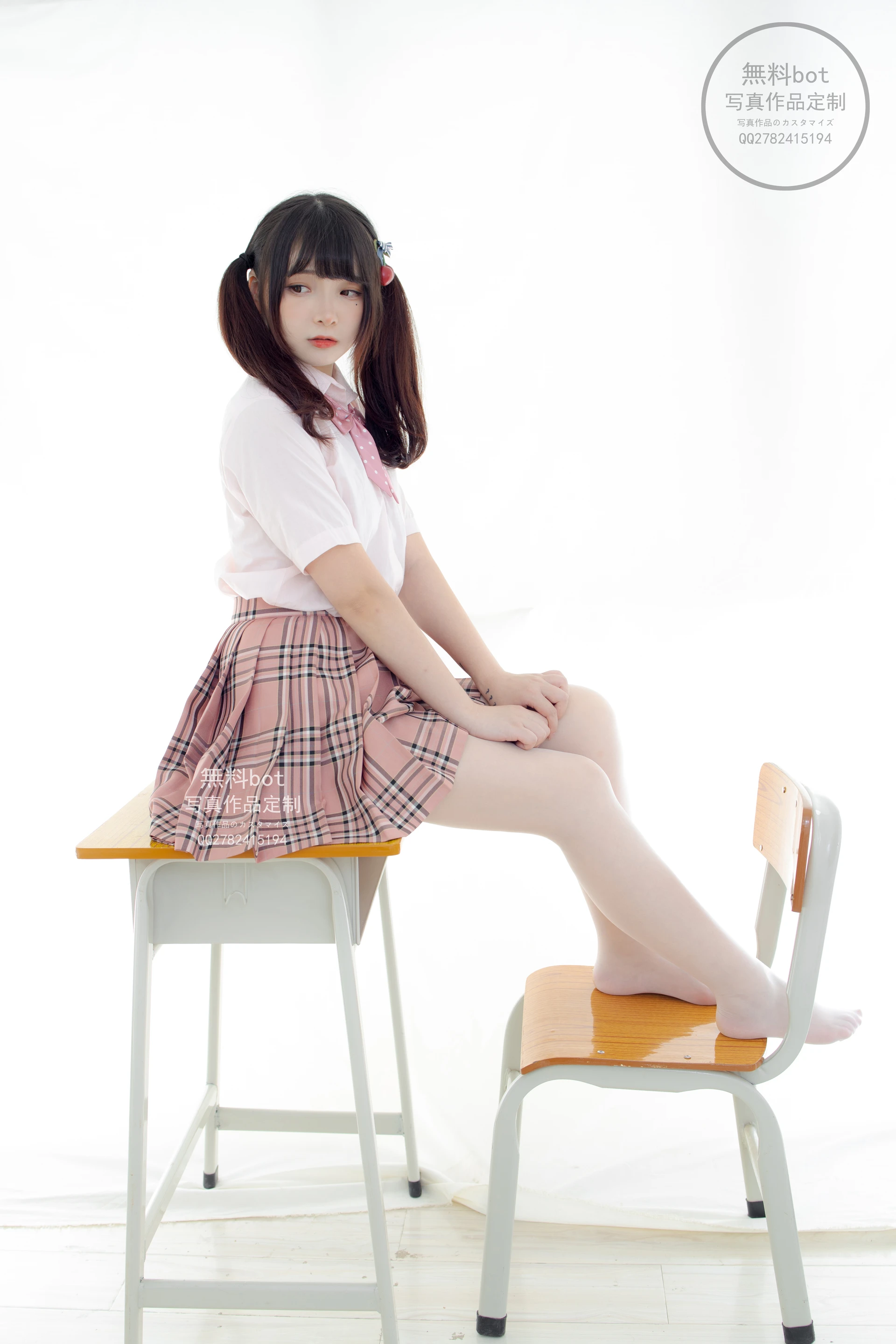 森萝财团 無料-01 [102P1V-2.54G] 古川kaguraJK, JK制服, 可爱, 学生装, 有料, 森萝财团, 無料, 白丝, 美腿, 美足