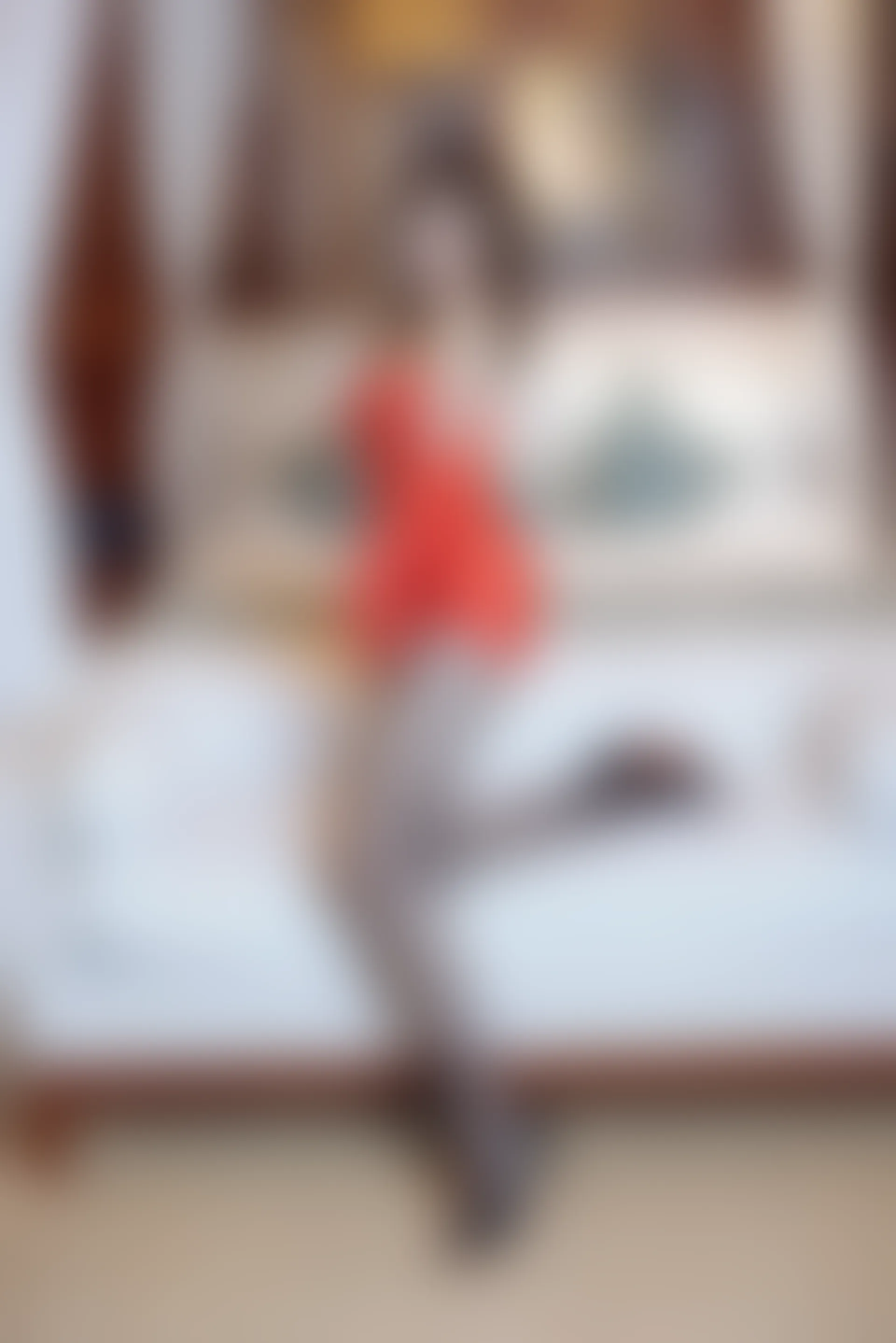 XiuRen秀人网 2022.03.18 No.4740 绮里嘉ula 珠三角旅拍[101+1P 979MB]