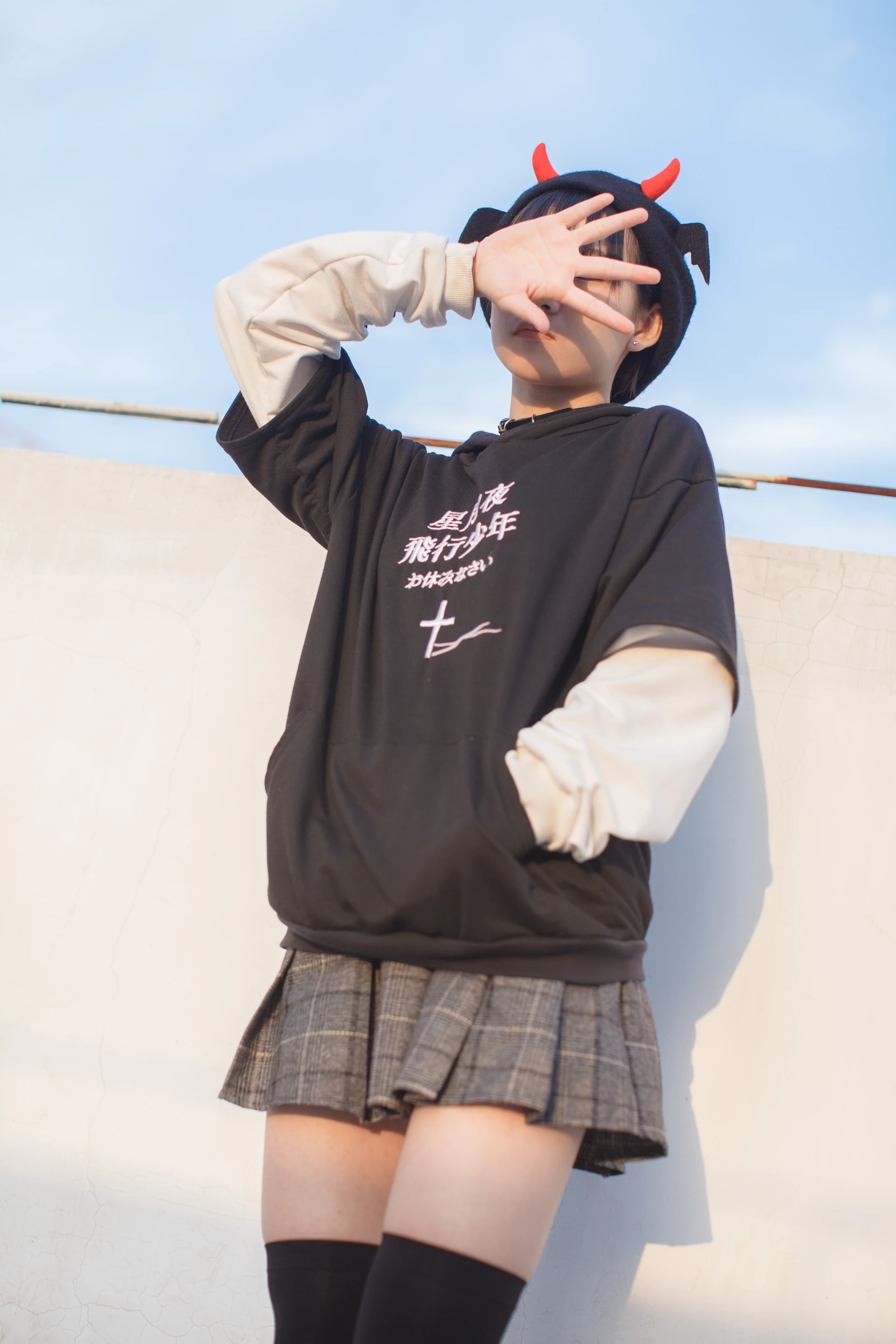 少女秩序 EX.04 天台黑丝短裙小恶魔[47P-347.7M]少女秩序, 短裙, 美腿, 美足, 黑丝