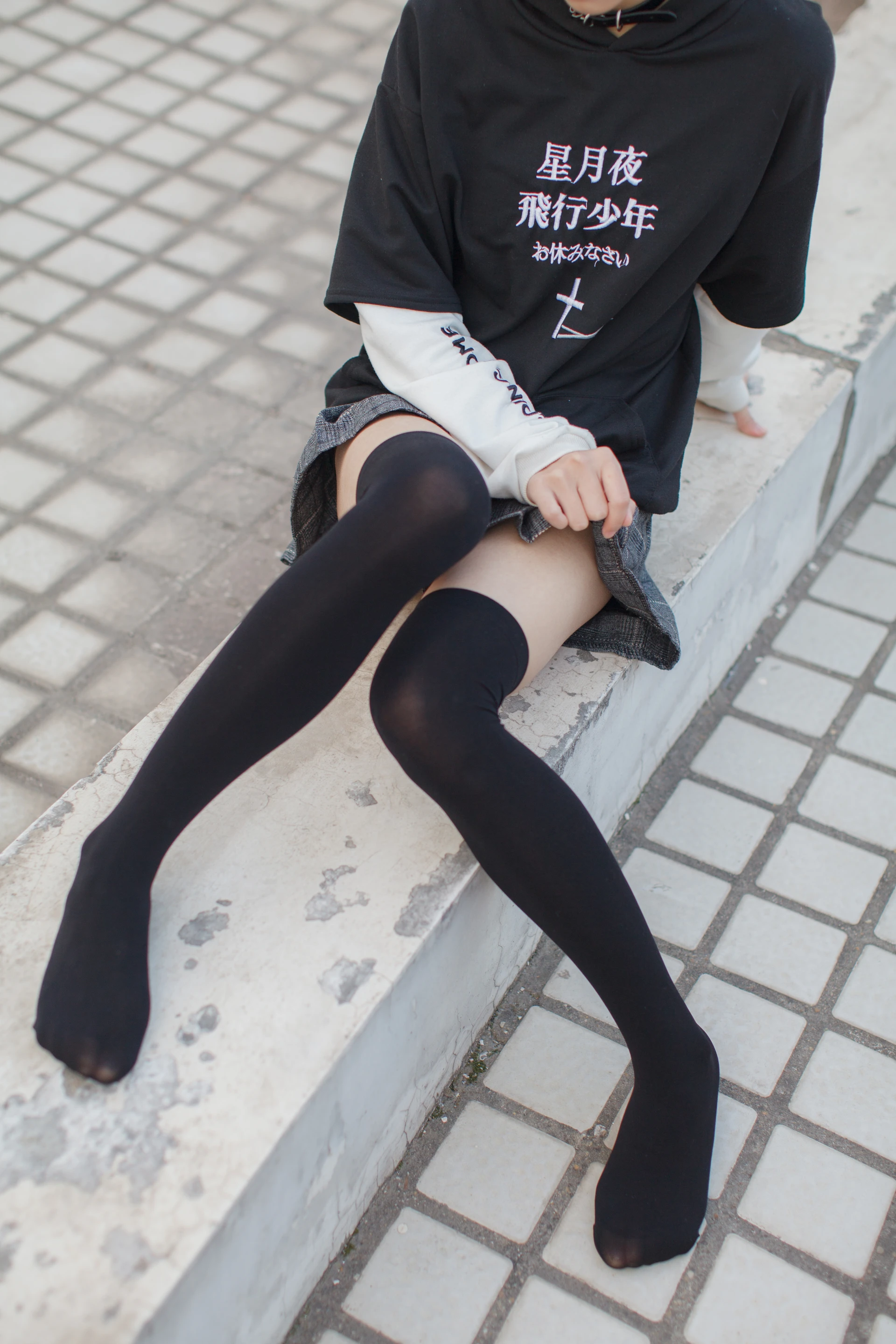 少女秩序 EX.04 天台黑丝短裙小恶魔[47P-347.7M]少女秩序, 短裙, 美腿, 美足, 黑丝