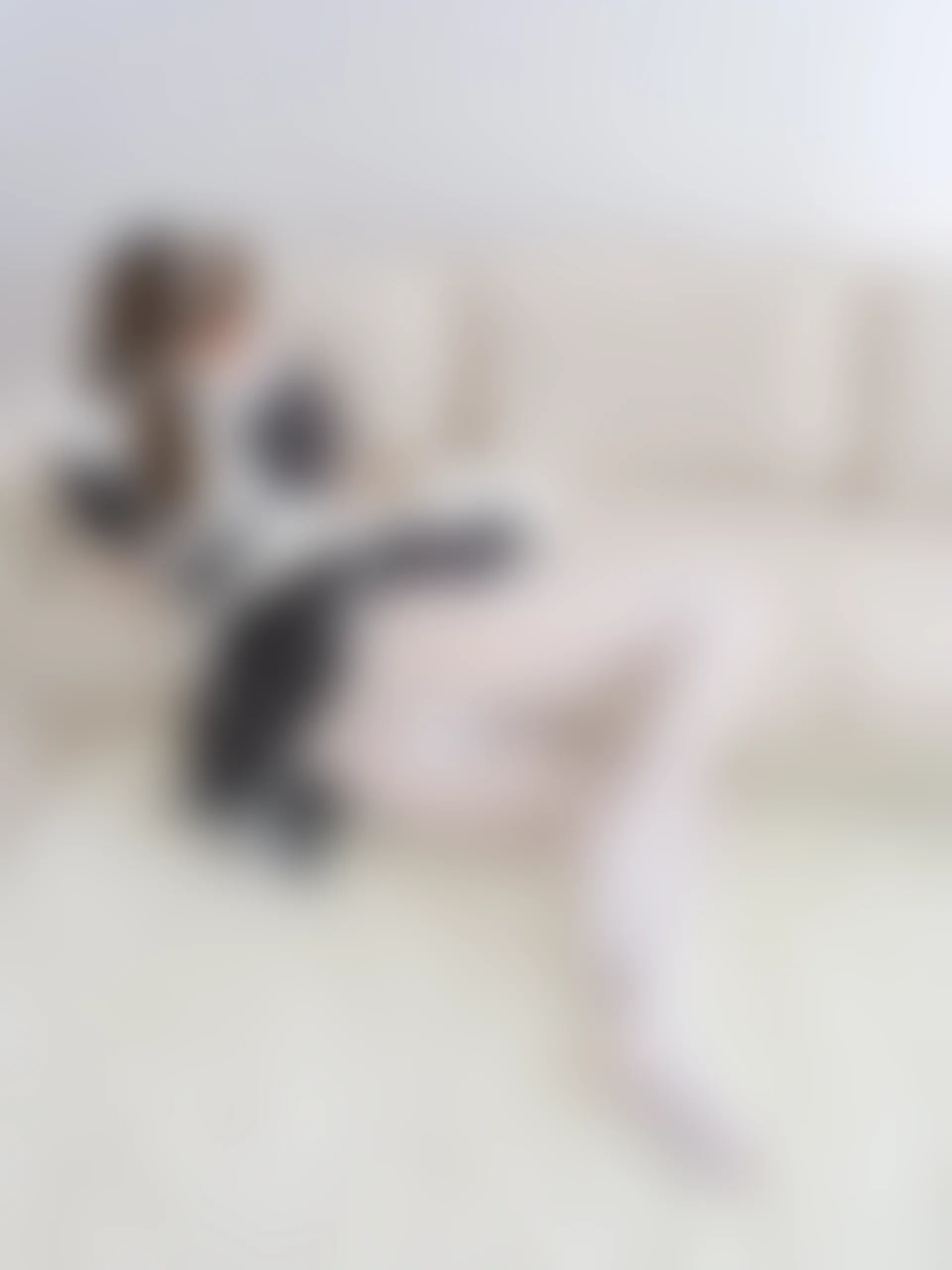 森萝财团 热池-01E 4K 双马尾白丝女仆 [104P1V-6.18GB]