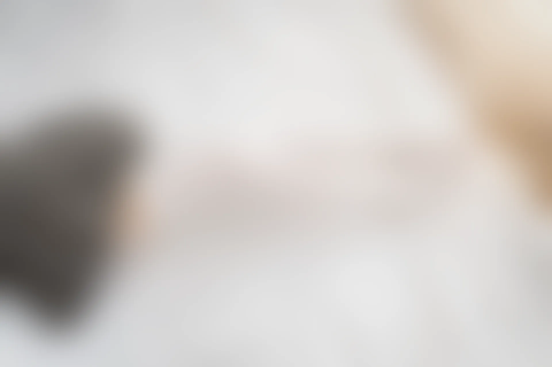 C43.007 吊带白丝袜 [40P-65MB]