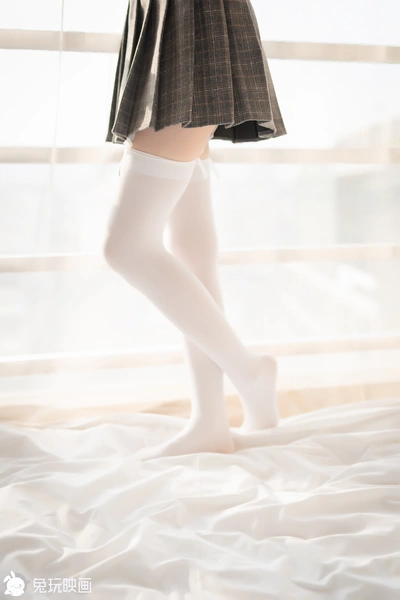 VOL.010 小吊带 [34P-205MB]