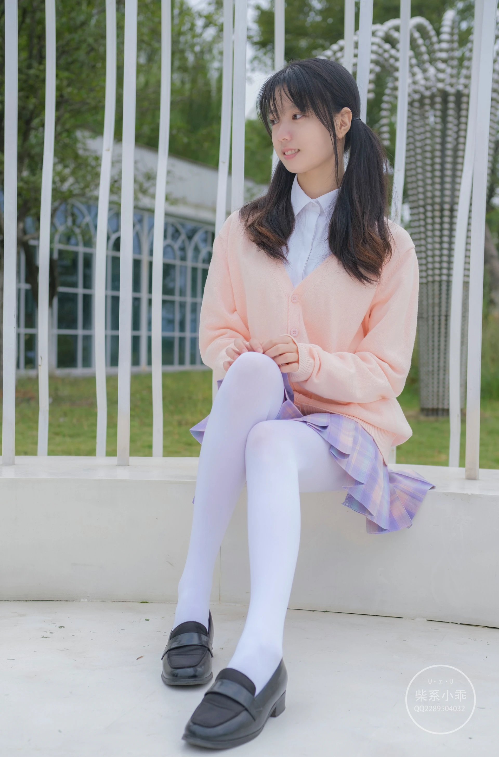 稚乖画册 颓废-01 JK制服白丝双马尾 [73P-596.5MB]JK, JK制服, 双马尾, 可爱, 白丝, 稚乖画册, 美腿, 美足, 颓废