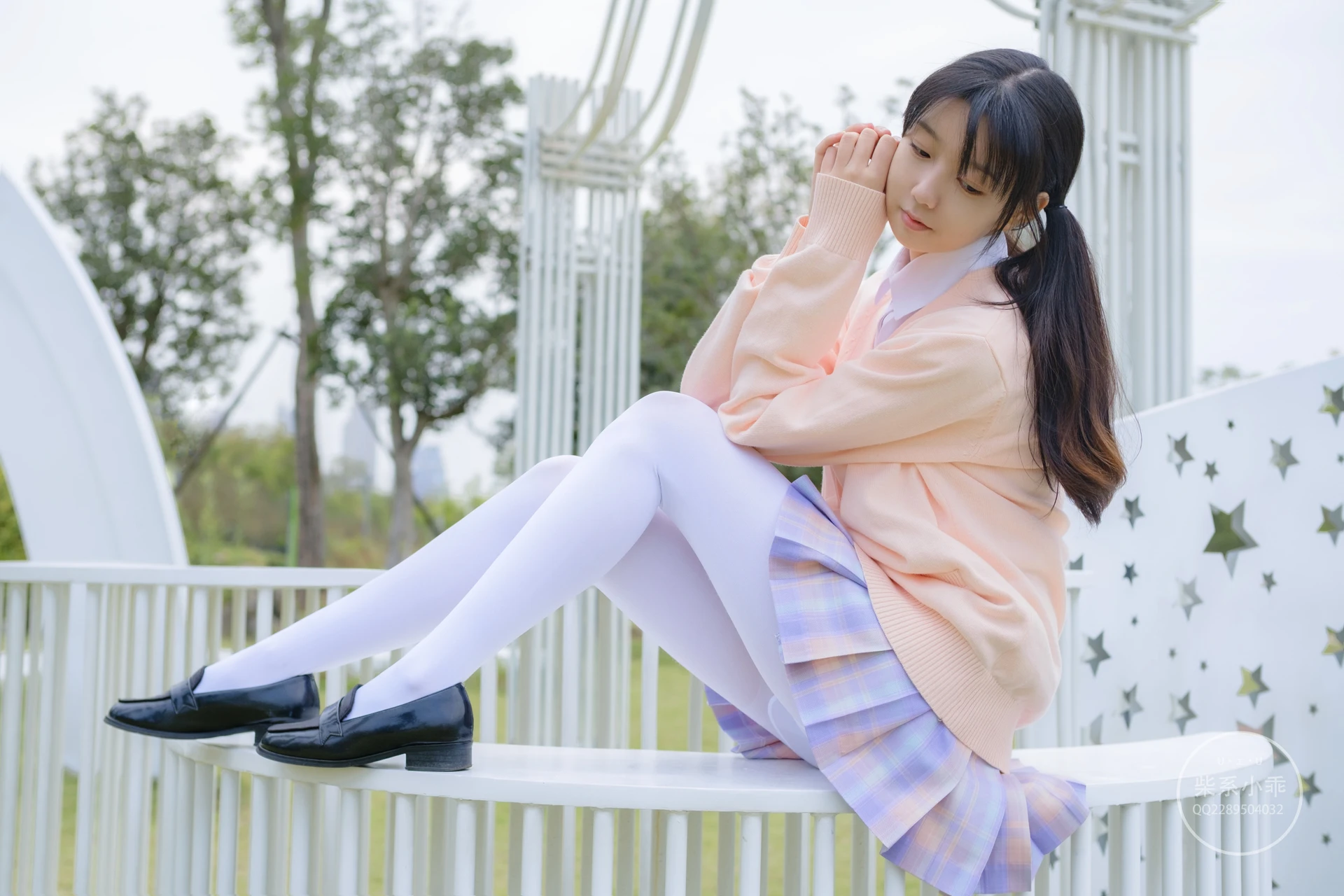 稚乖画册 颓废-01 JK制服白丝双马尾 [73P-596.5MB]JK, JK制服, 双马尾, 可爱, 白丝, 稚乖画册, 美腿, 美足, 颓废