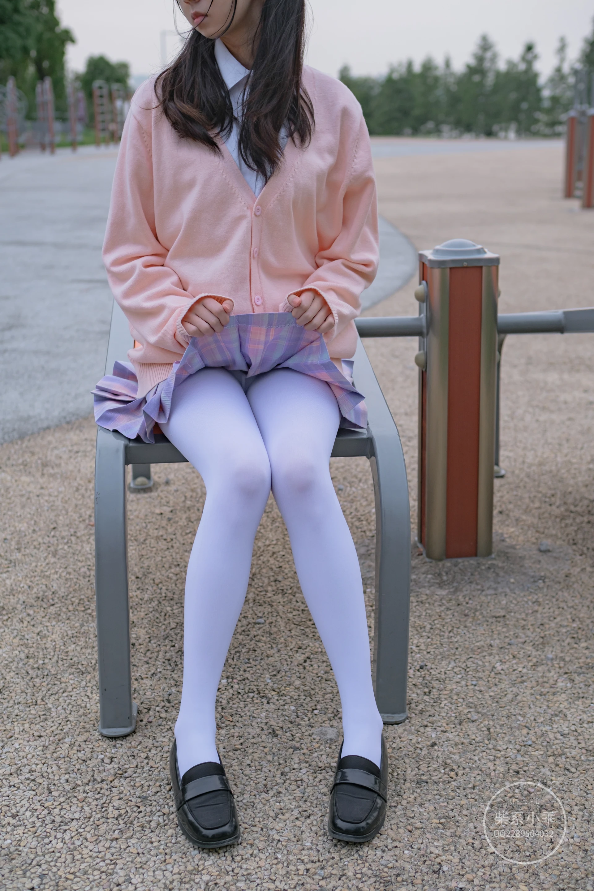 稚乖画册 颓废-01 JK制服白丝双马尾 [73P-596.5MB]JK, JK制服, 双马尾, 可爱, 白丝, 稚乖画册, 美腿, 美足, 颓废