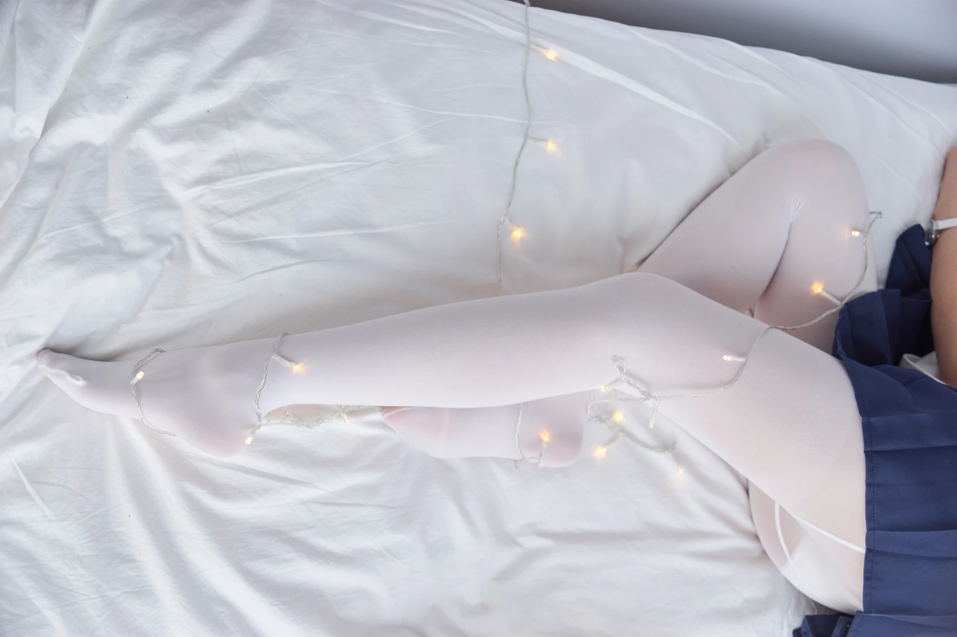 轻兰映画 VOL.018 [80P-875M]可爱, 白丝, 美腿, 美足, 轻兰映画