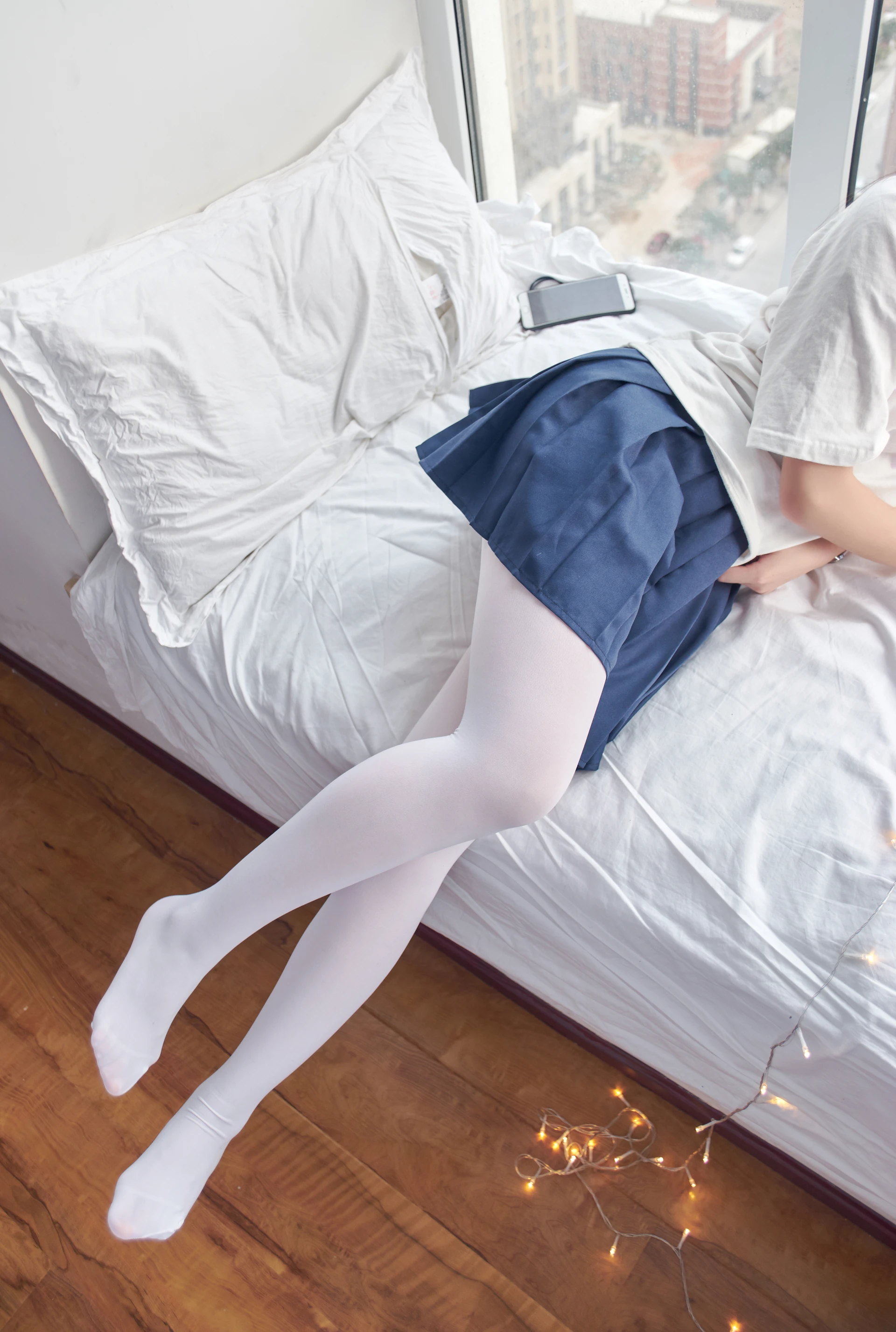 轻兰映画 VOL.018 [80P-875M]可爱, 白丝, 美腿, 美足, 轻兰映画