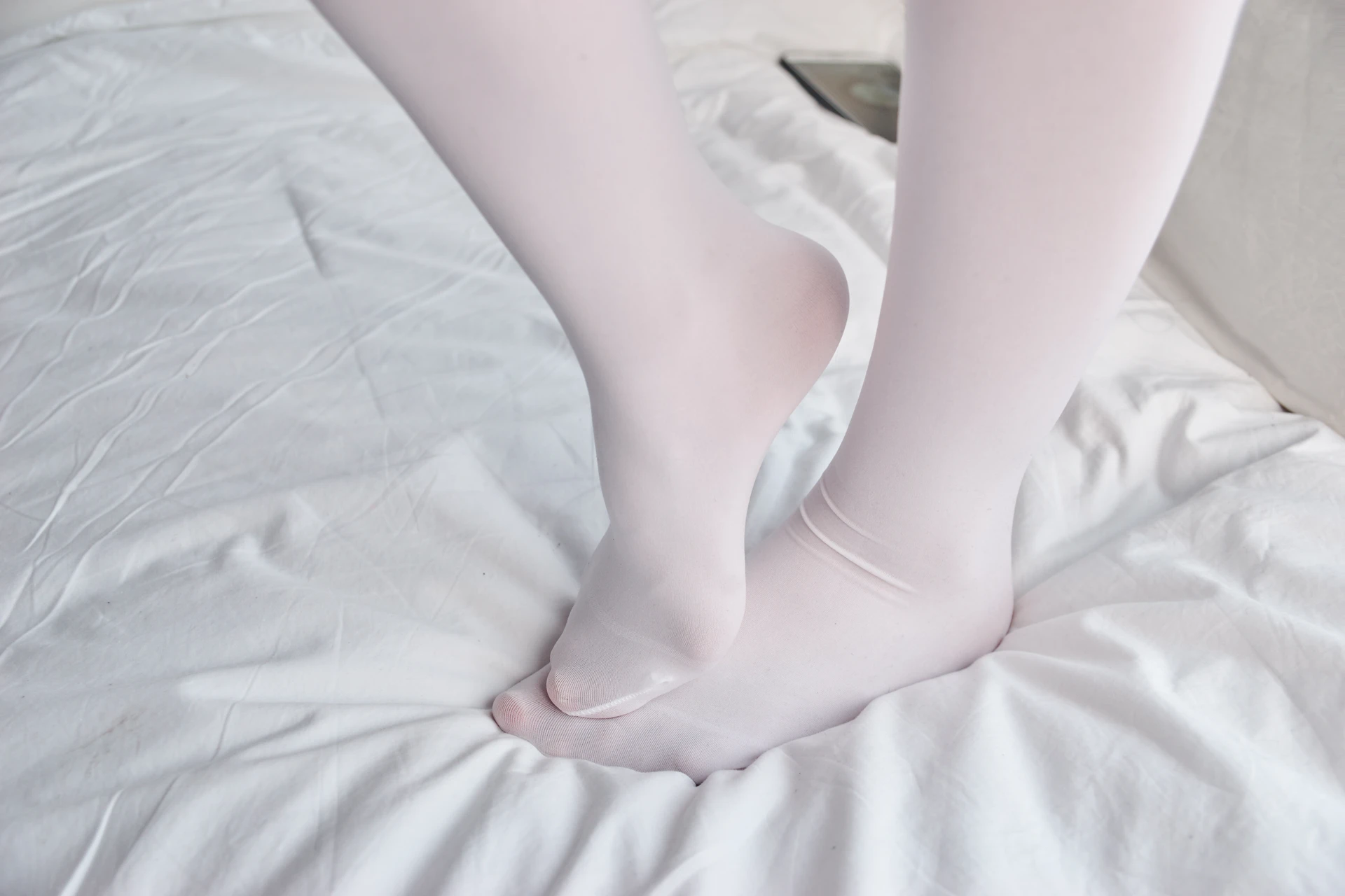 轻兰映画 VOL.018 [80P-875M]可爱, 白丝, 美腿, 美足, 轻兰映画