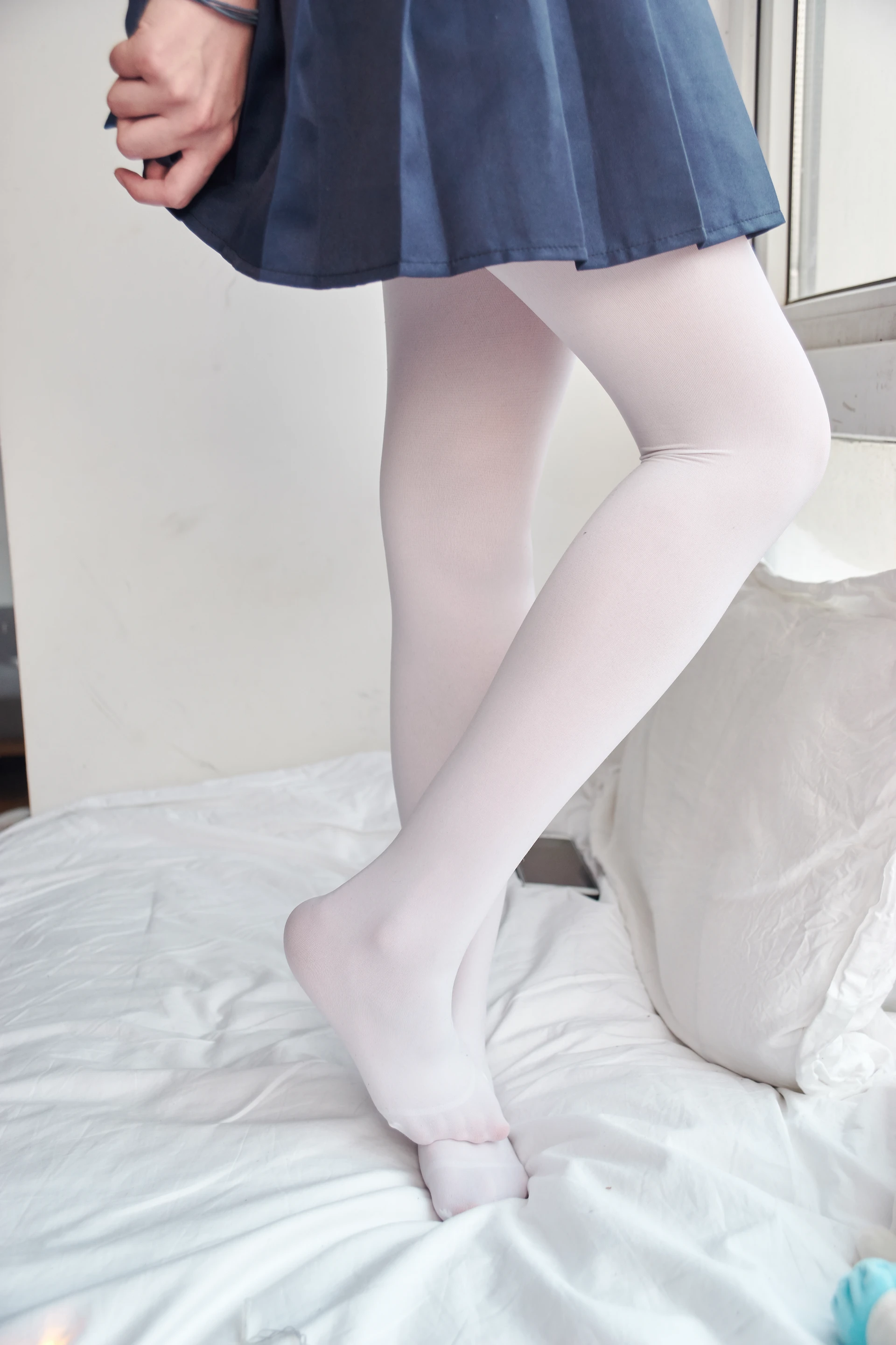 轻兰映画 VOL.018 [80P-875M]可爱, 白丝, 美腿, 美足, 轻兰映画