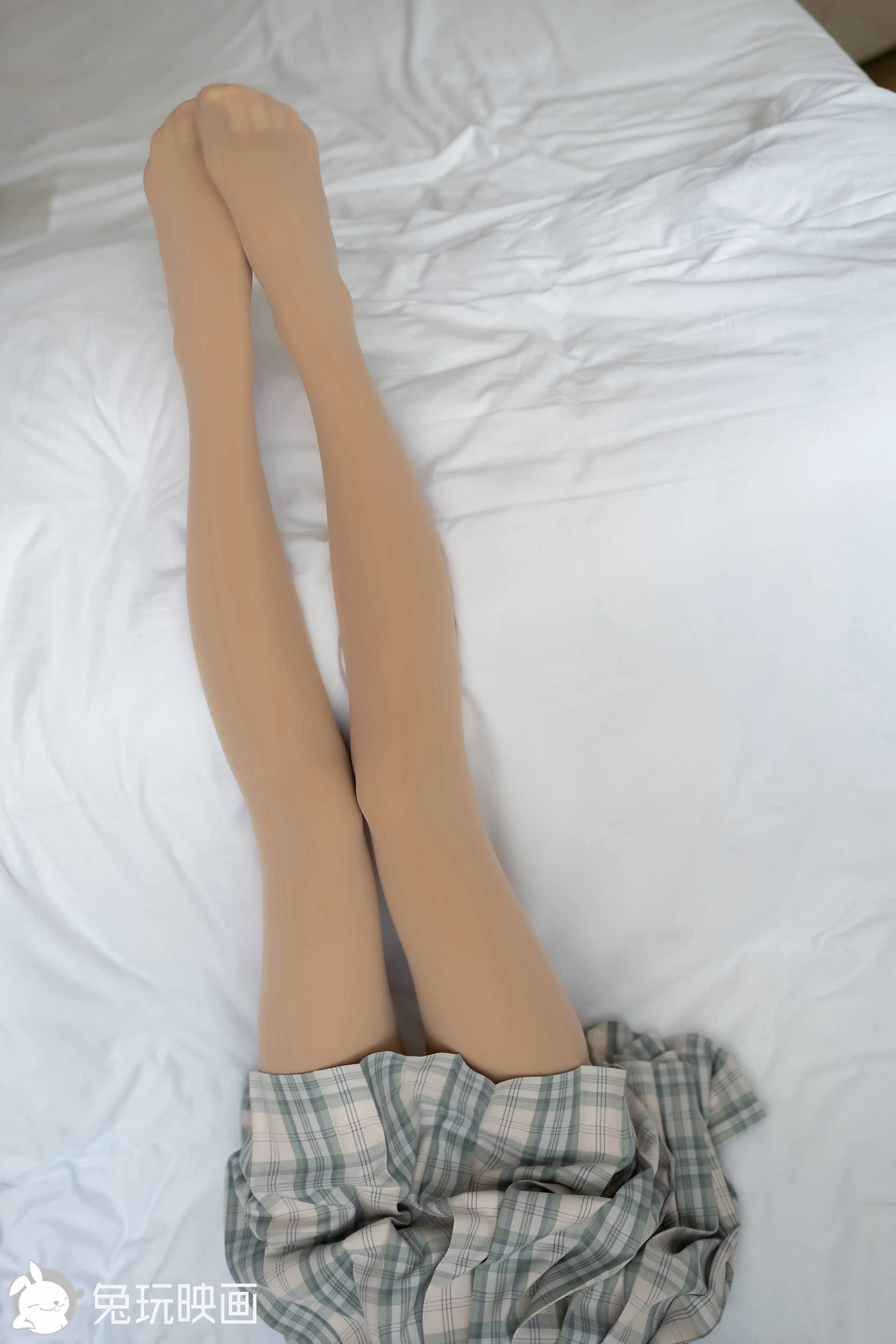 C42.008 制服短裙 [40P-69MB]