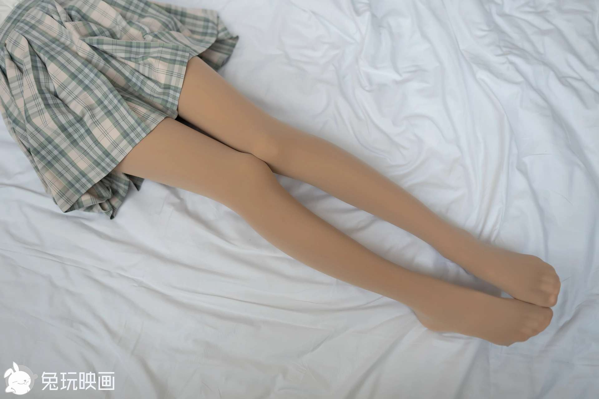 C42.008 制服短裙 [40P-69MB]