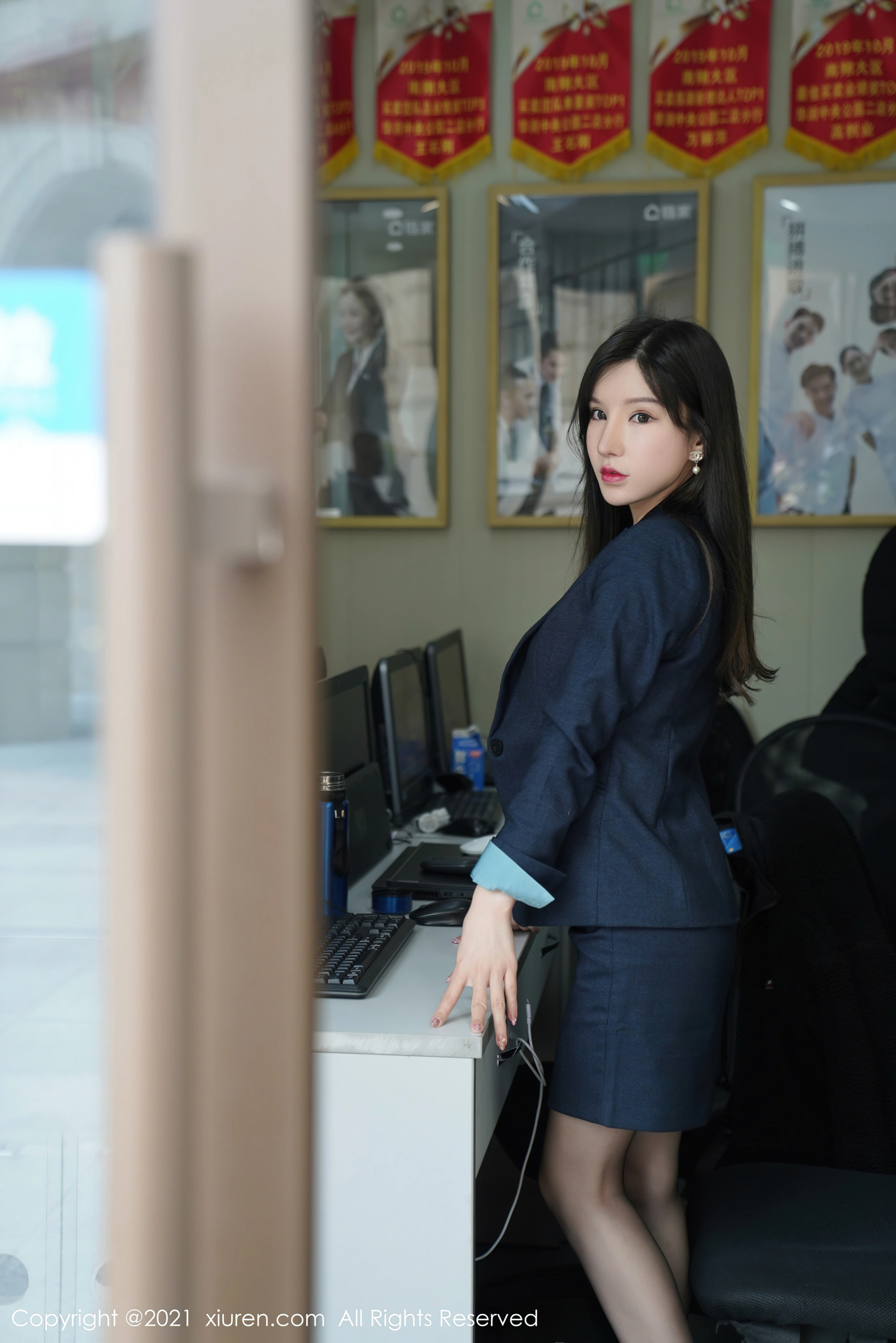 XiuRen秀人网 2021.05.14 No.3415 周于希Sandy 销售小姐姐[121P 1GB]