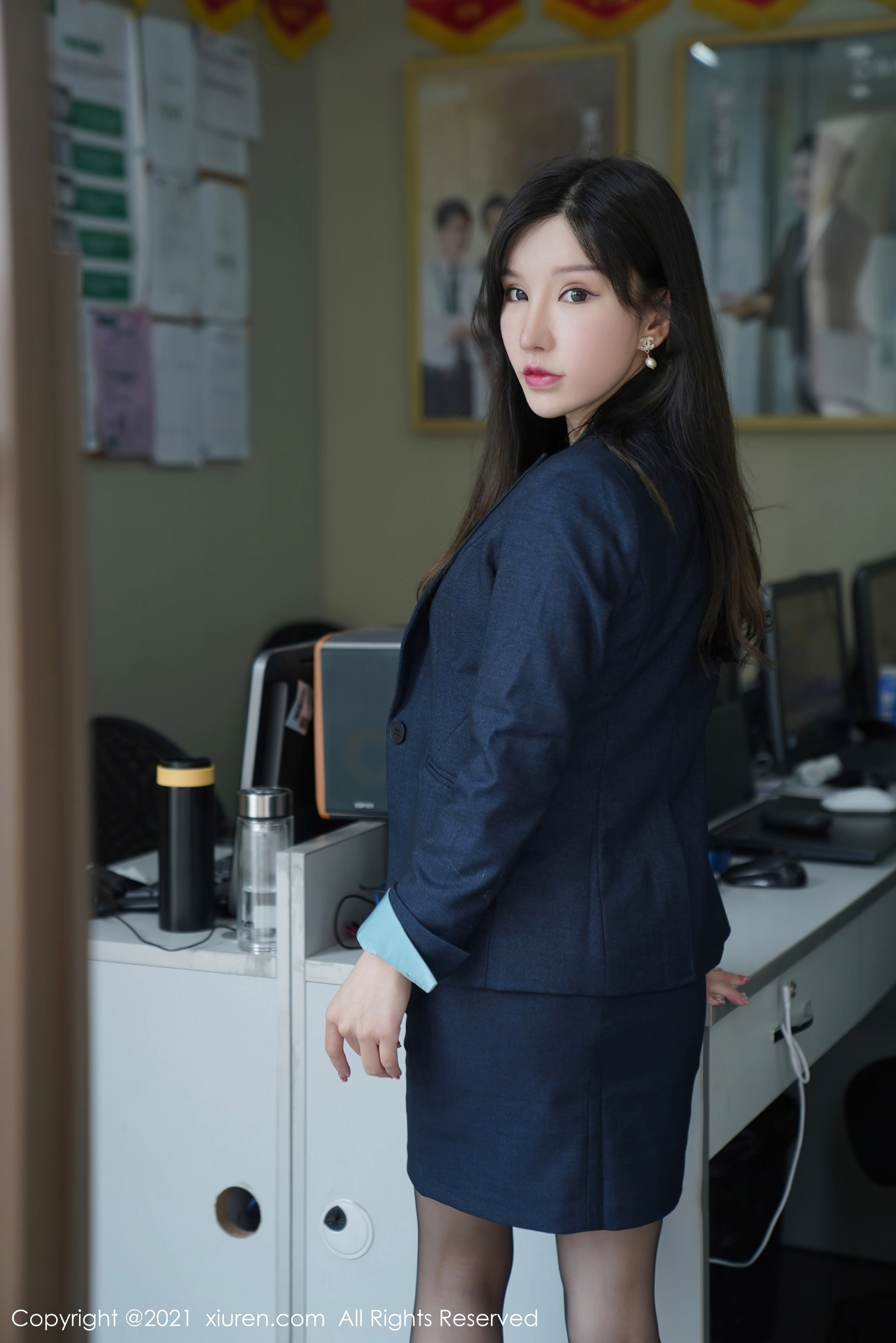 XiuRen秀人网 2021.05.14 No.3415 周于希Sandy 销售小姐姐[121P 1GB]