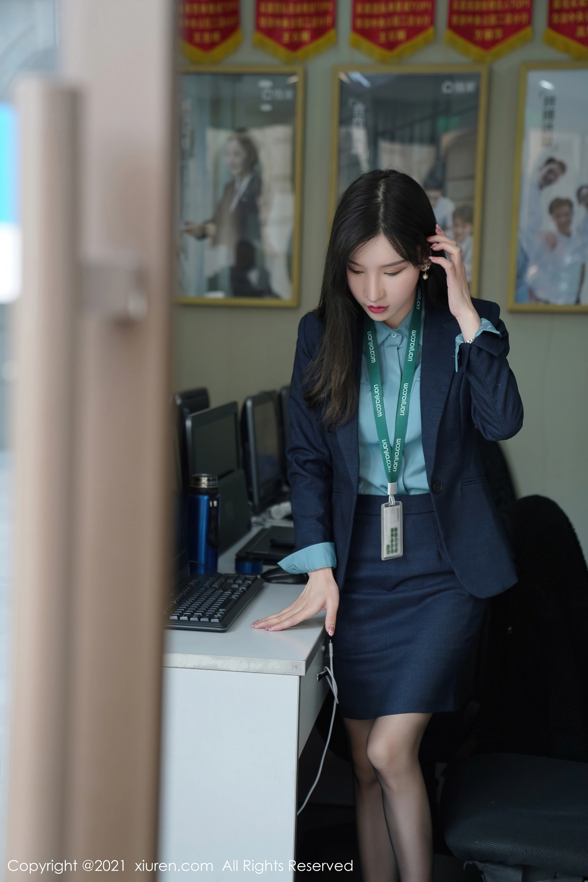 XiuRen秀人网 2021.05.14 No.3415 周于希Sandy 销售小姐姐[121P 1GB]