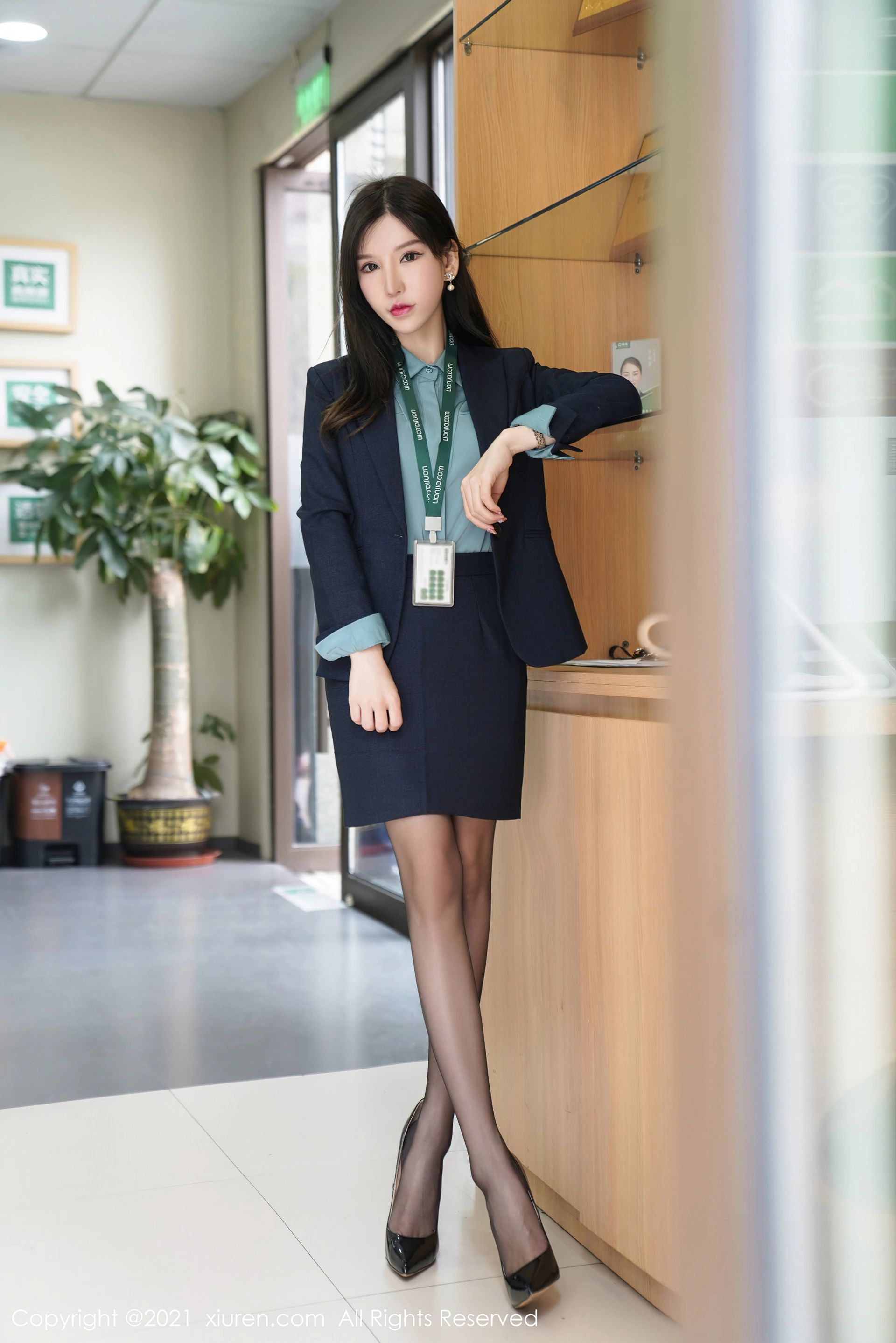 XiuRen秀人网 2021.05.14 No.3415 周于希Sandy 销售小姐姐[121P 1GB]