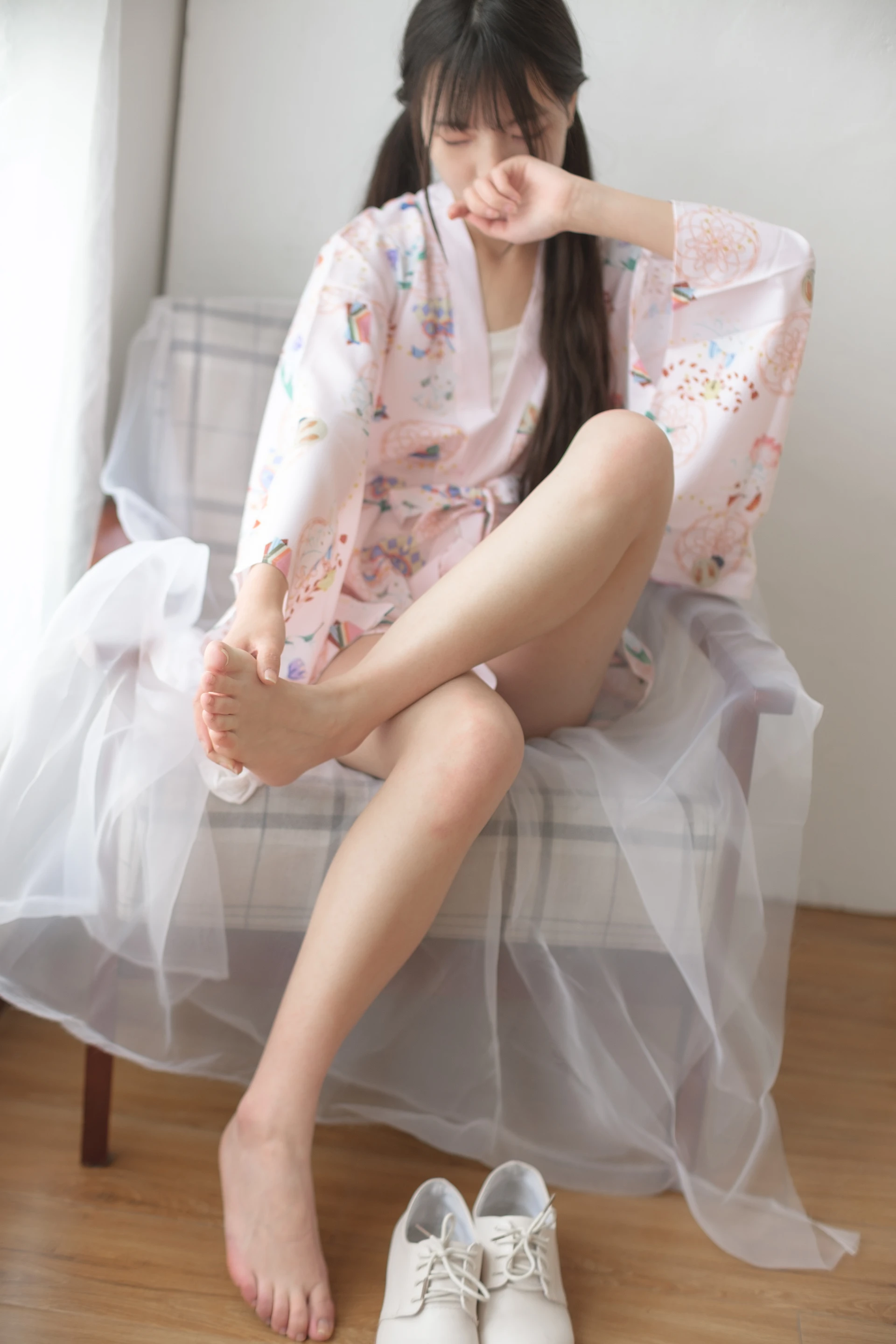 森萝财团 X-022 [89P1V-1.57G]森萝财团, 白丝, 美腿, 美足, 蕾丝
