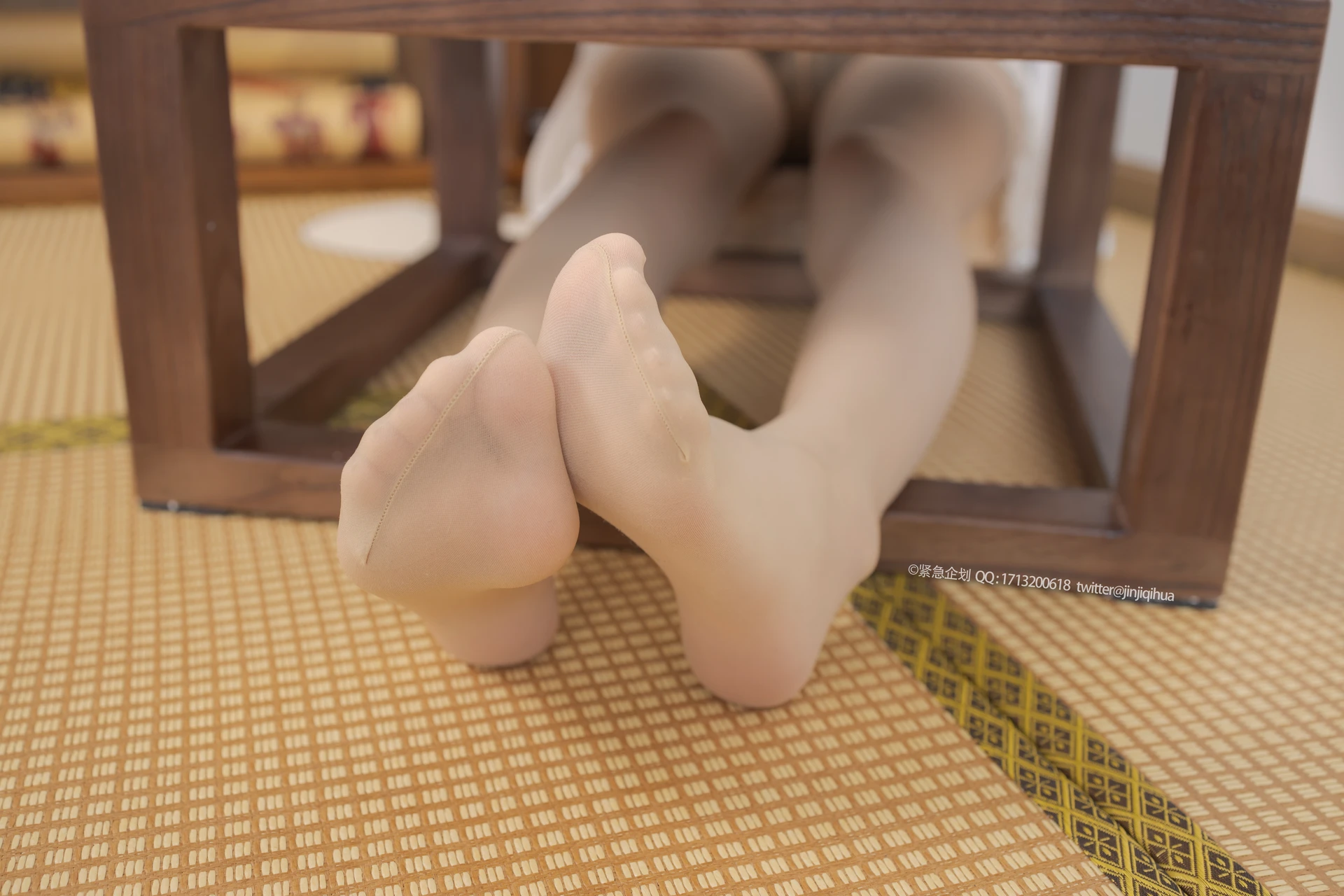 紧急企划 VOL.006 [73P1V-1.41G] 一只喵喵梓一只喵喵梓, 睡衣, 紧急企划, 美腿, 美足, 肉丝