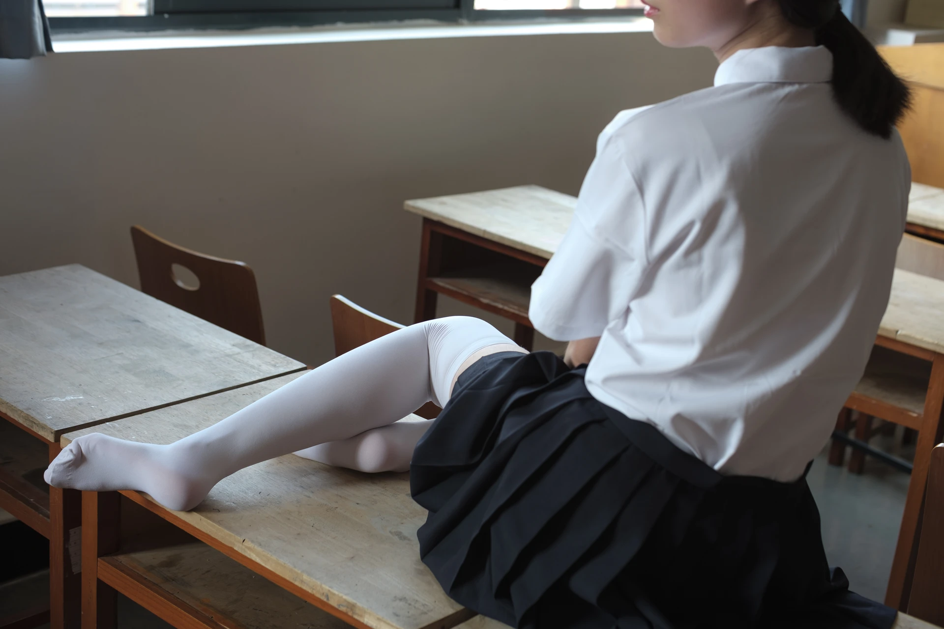 森萝财团 BETA-022 [66P-636M]—校服, 白丝, 美腿