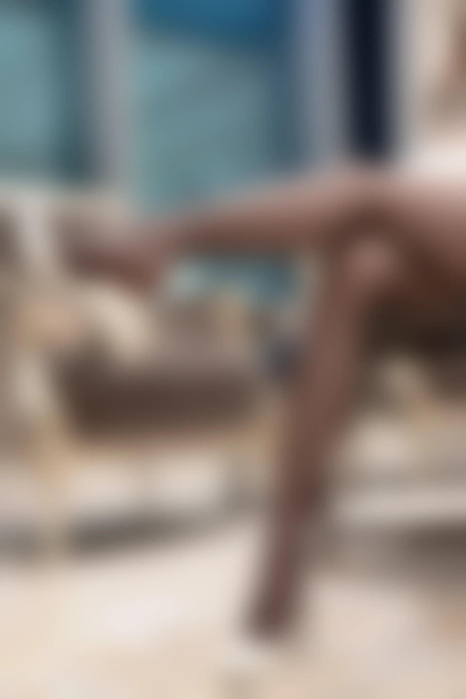 XiuRen秀人网 2021.11.04 No.4169 芝芝Booty 深圳旅拍[69+1P 583MB]