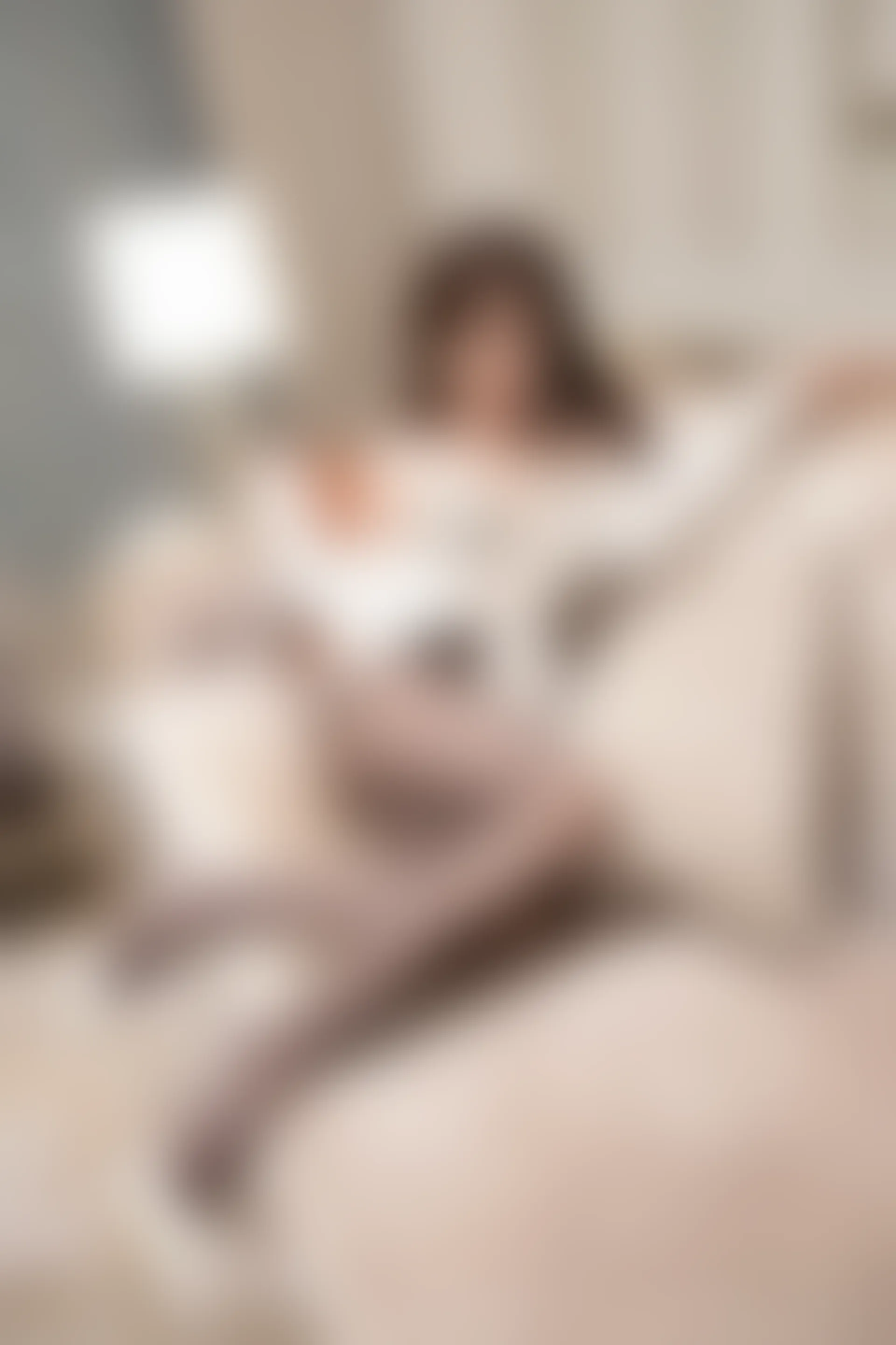 XiuRen秀人网 2021.11.04 No.4169 芝芝Booty 深圳旅拍[69+1P 583MB]