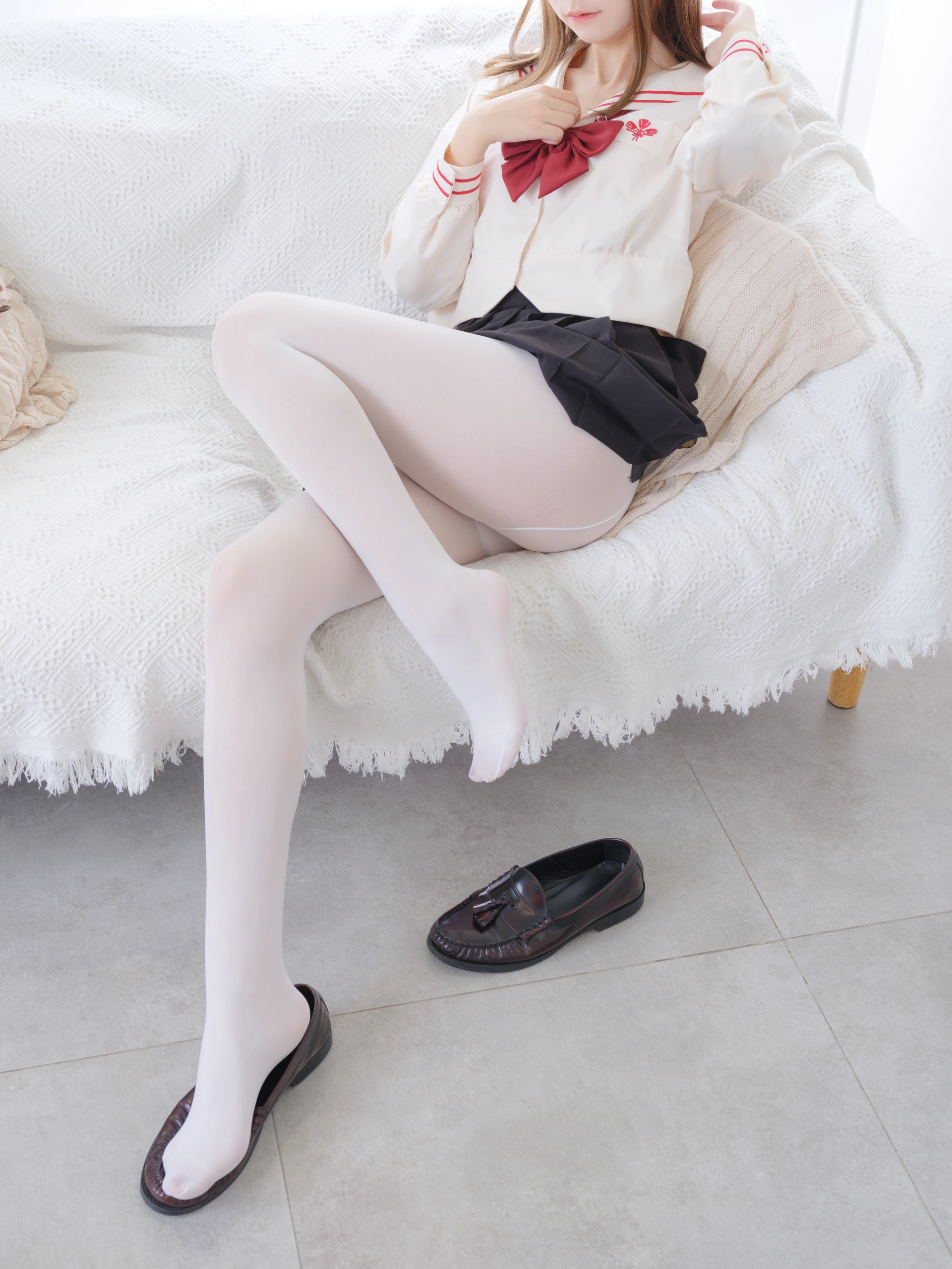 森罗财团 蜃楼-01E 4k 白丝JK制服 [101P1V-6.5GB]