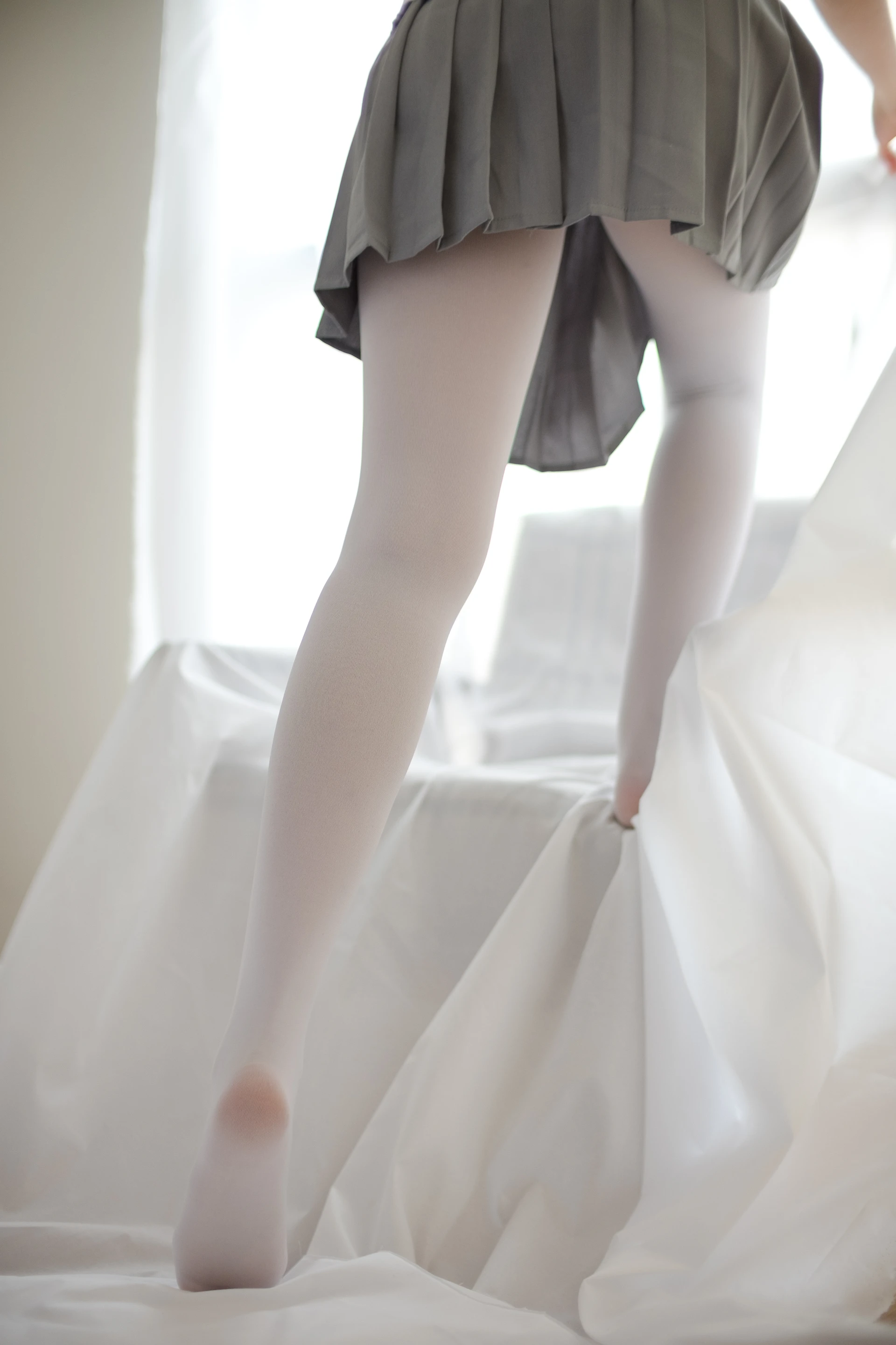 森萝财团 R15-045 [109P-525M]学生装, 森萝财团, 白丝, 美腿