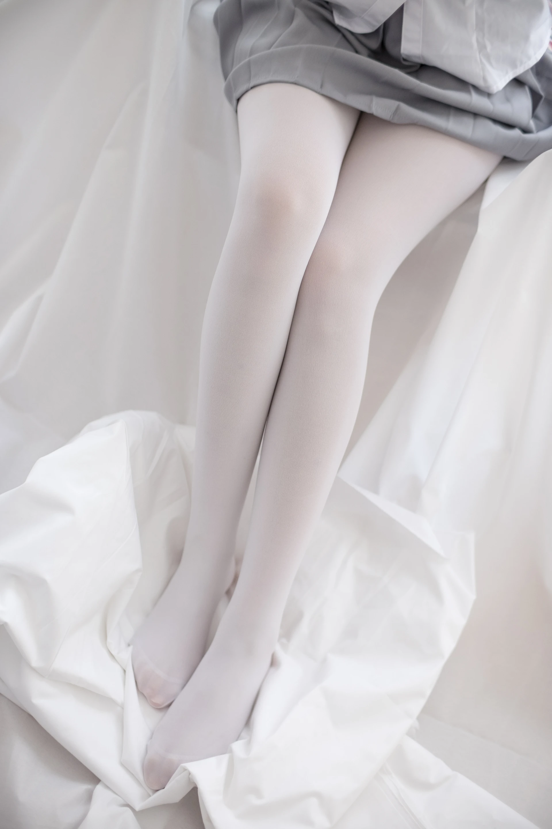 森萝财团 R15-045 [109P-525M]学生装, 森萝财团, 白丝, 美腿