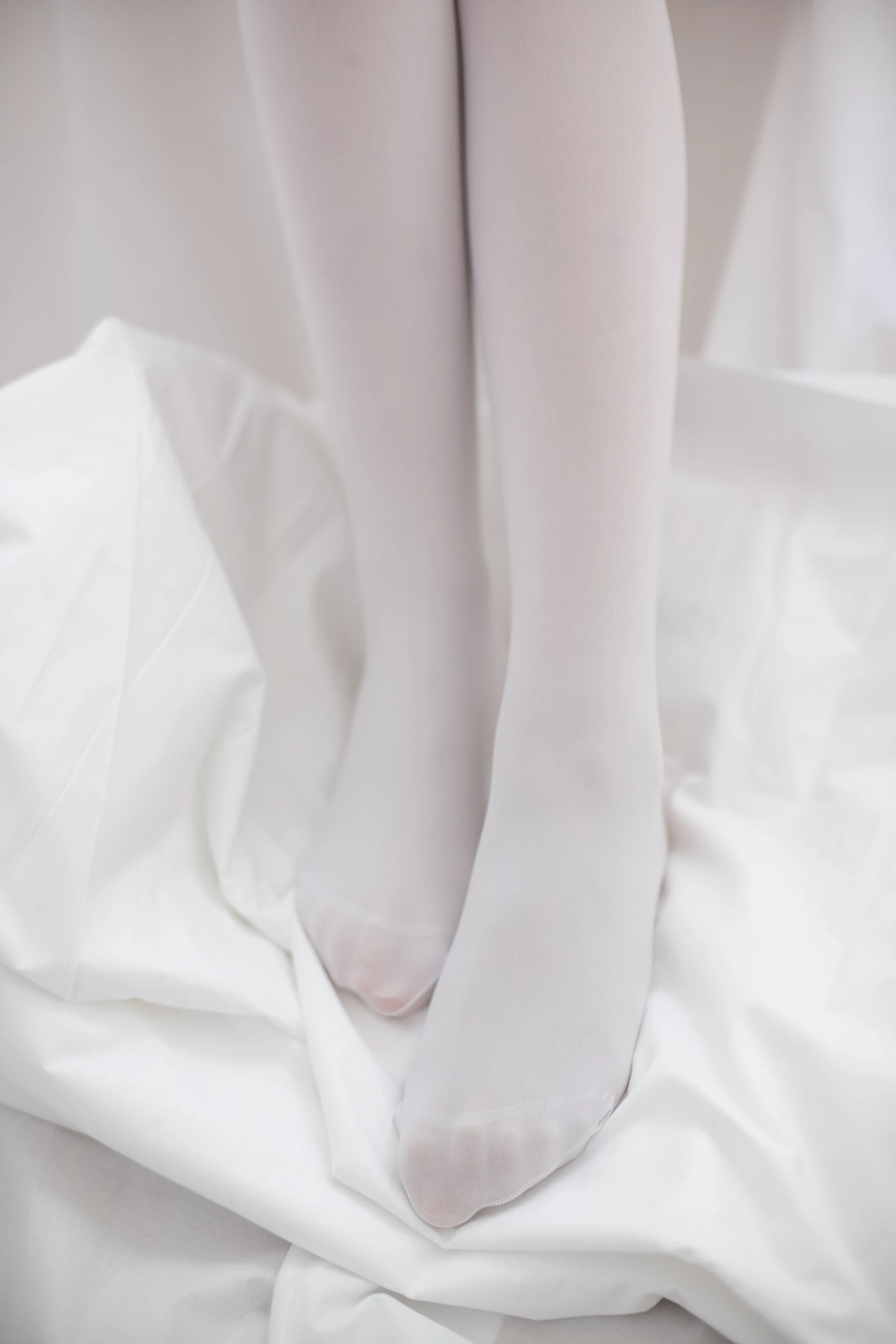 森萝财团 R15-045 [109P-525M]学生装, 森萝财团, 白丝, 美腿