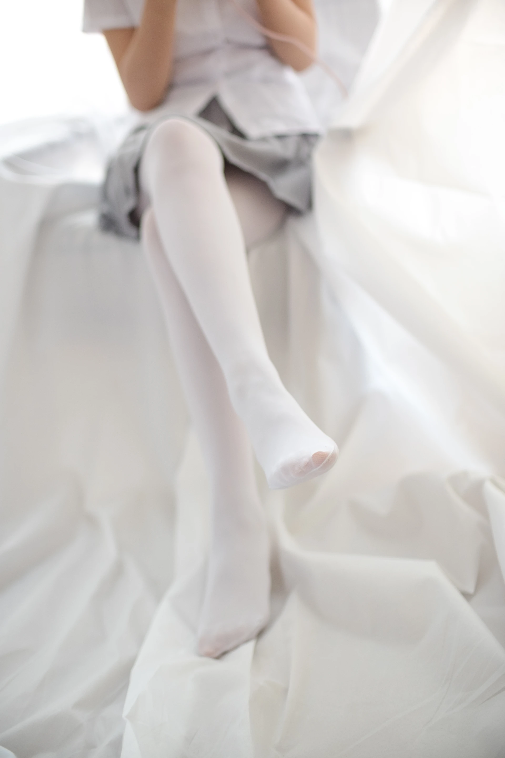 森萝财团 R15-045 [109P-525M]学生装, 森萝财团, 白丝, 美腿