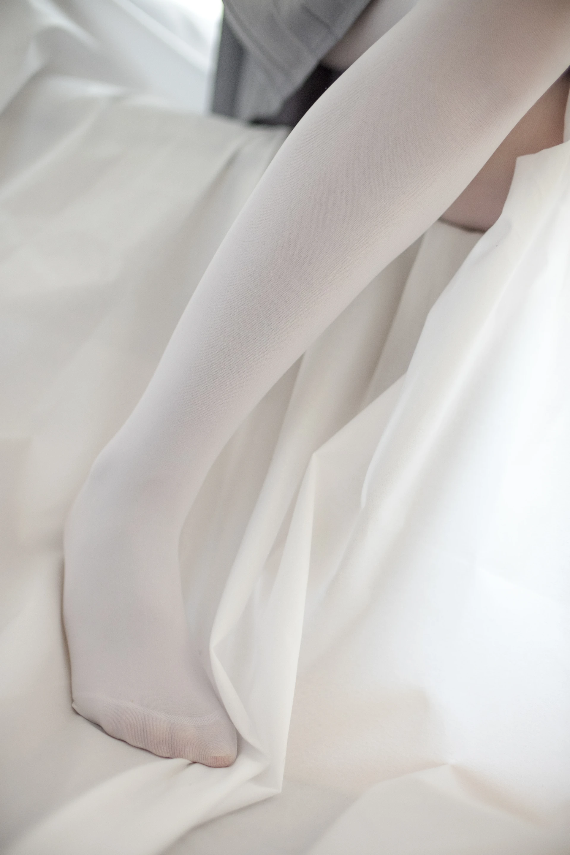 森萝财团 R15-045 [109P-525M]学生装, 森萝财团, 白丝, 美腿