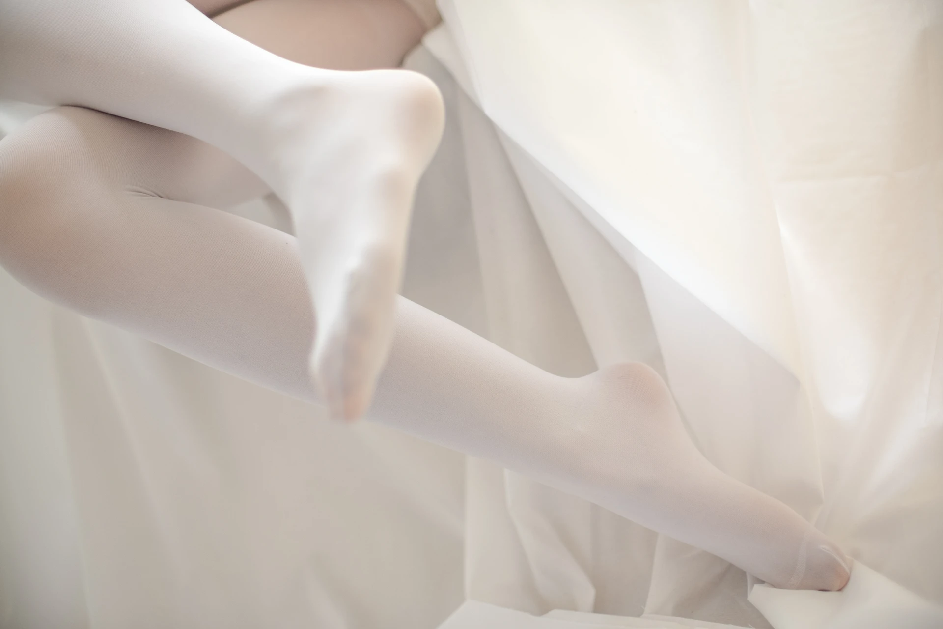 森萝财团 R15-045 [109P-525M]学生装, 森萝财团, 白丝, 美腿