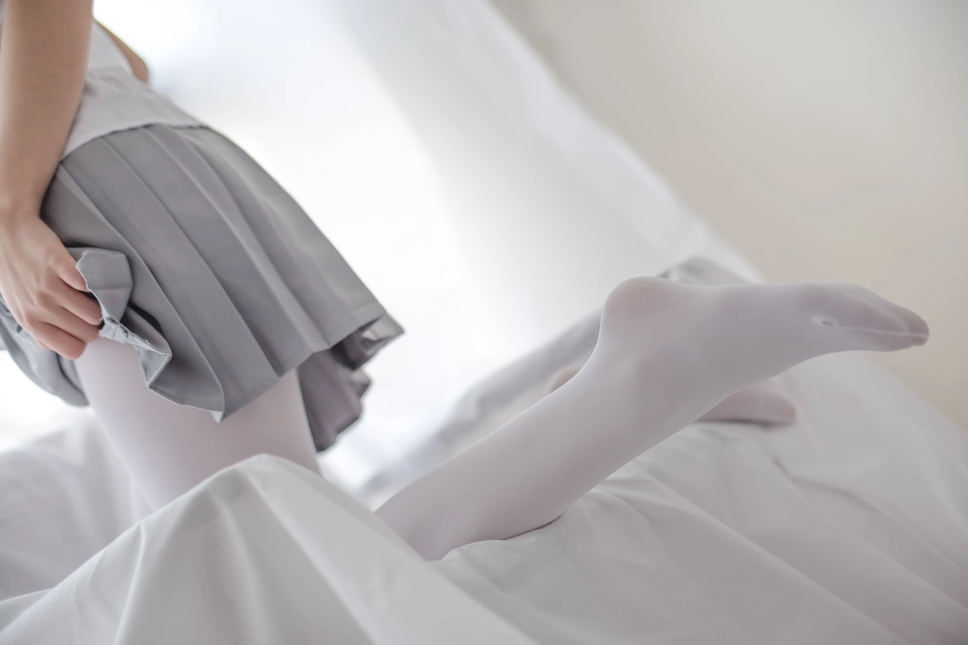 森萝财团 R15-045 [109P-525M]学生装, 森萝财团, 白丝, 美腿