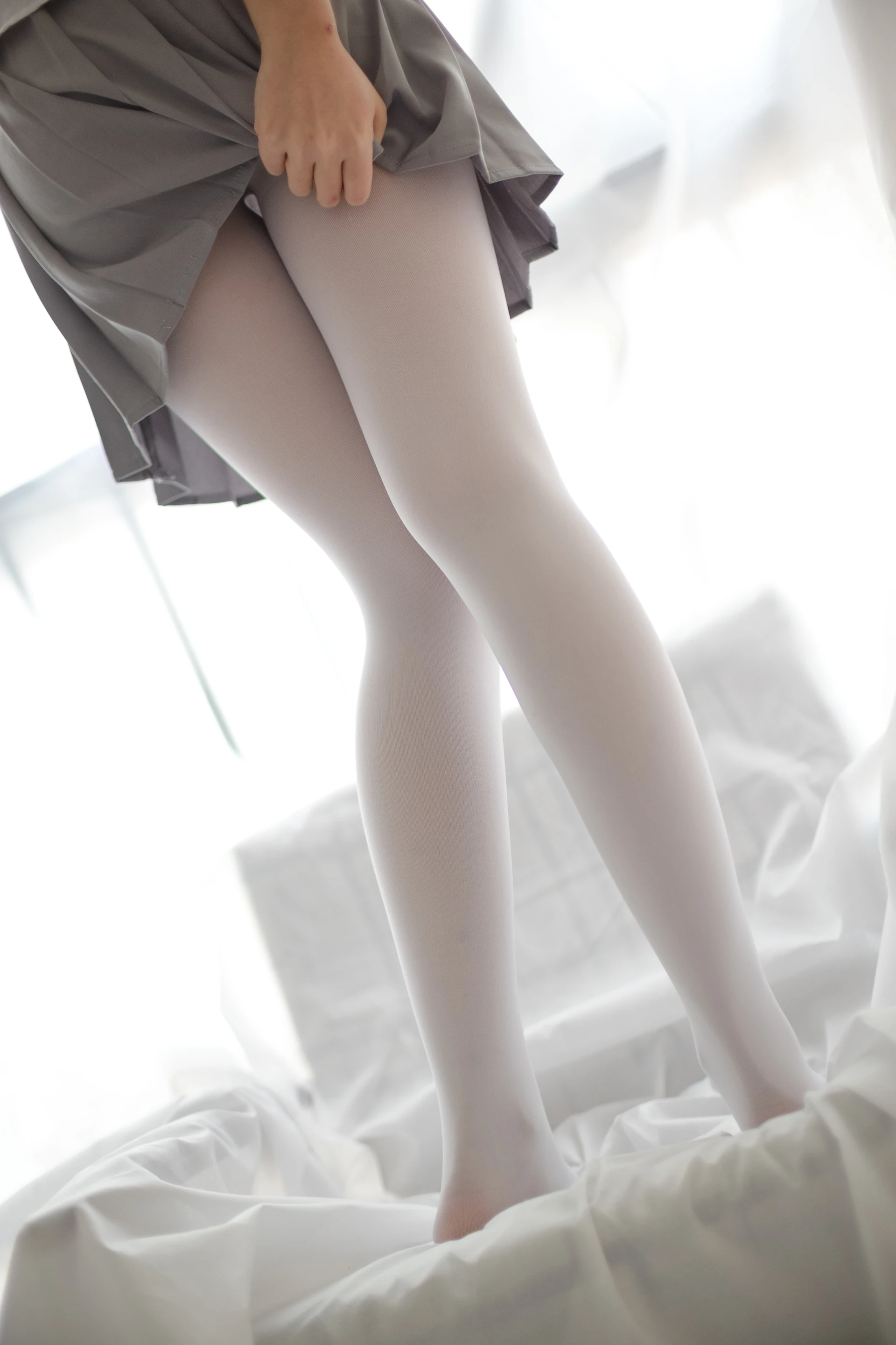 森萝财团 R15-045 [109P-525M]学生装, 森萝财团, 白丝, 美腿