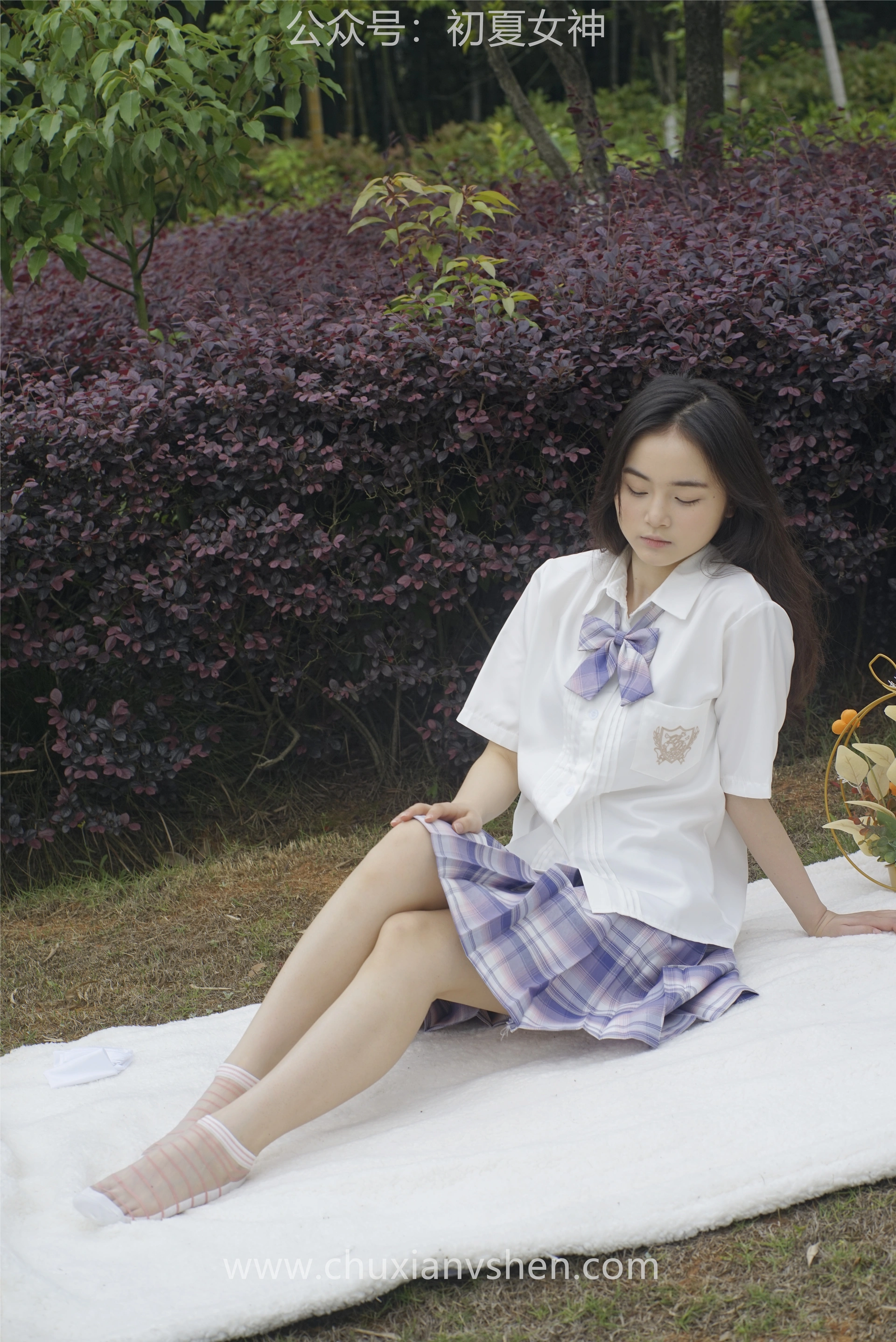 初夏女神 NO.076 十一 周末丛林 JK套搭配的袜子遭嫌弃[153P+1V／6.08GB]