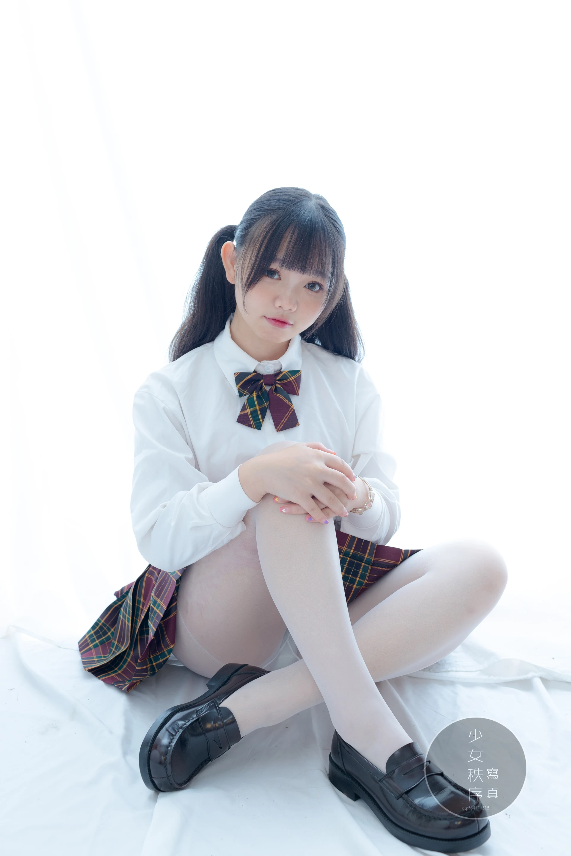 少女秩序 GR03L 双马尾白丝JK制服 [60P-526MB]JK制服, 乐栀, 双马尾, 少女秩序, 白丝, 美腿, 美足