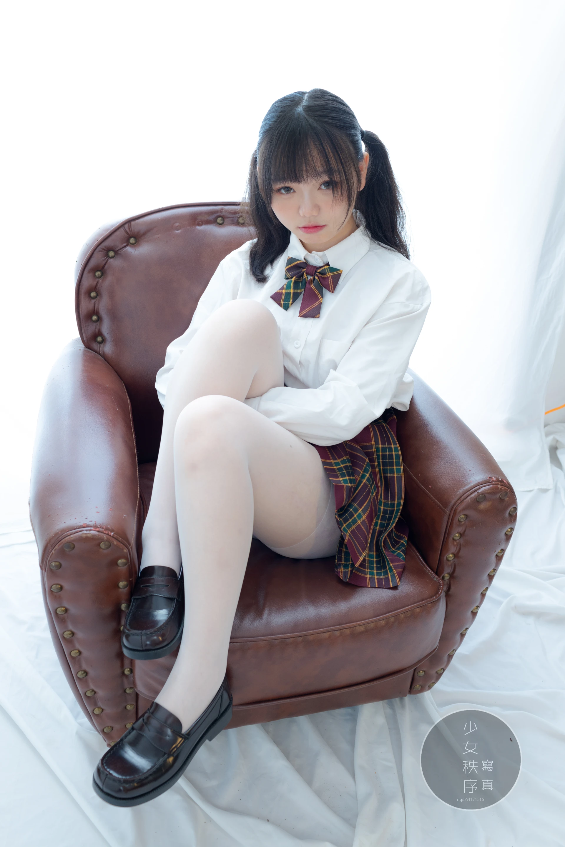 少女秩序 GR03L 双马尾白丝JK制服 [60P-526MB]JK制服, 乐栀, 双马尾, 少女秩序, 白丝, 美腿, 美足