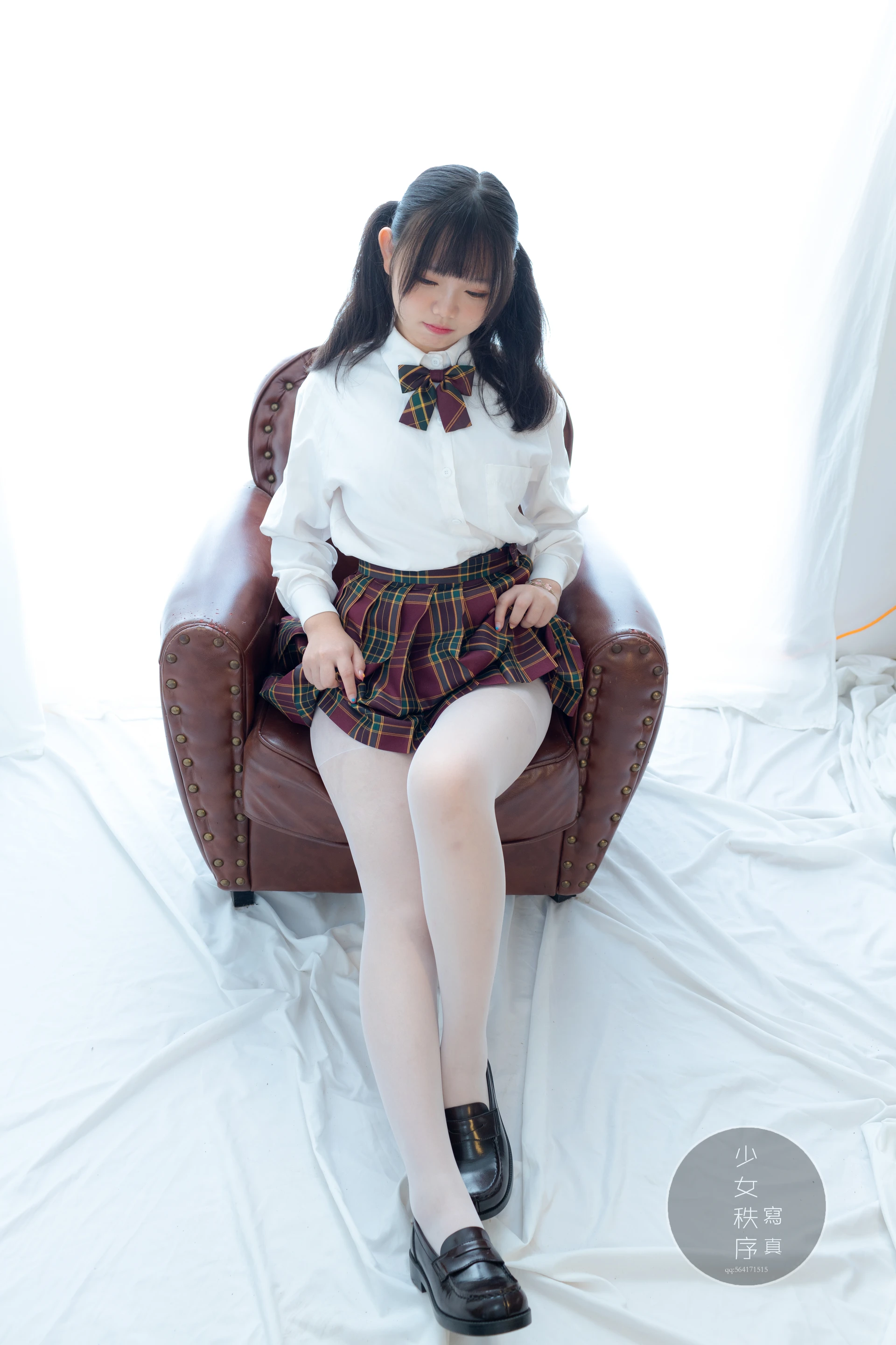 少女秩序 GR03L 双马尾白丝JK制服 [60P-526MB]JK制服, 乐栀, 双马尾, 少女秩序, 白丝, 美腿, 美足