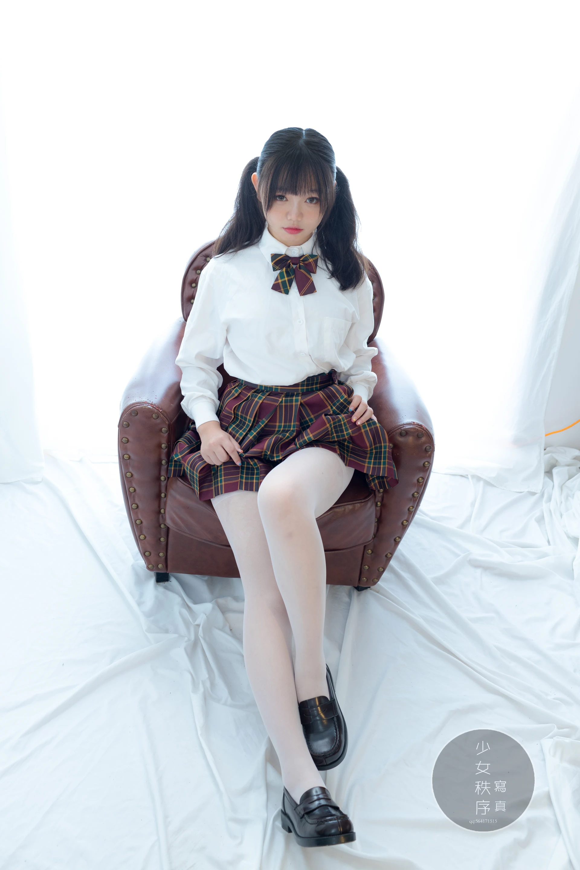 少女秩序 GR03L 双马尾白丝JK制服 [60P-526MB]JK制服, 乐栀, 双马尾, 少女秩序, 白丝, 美腿, 美足