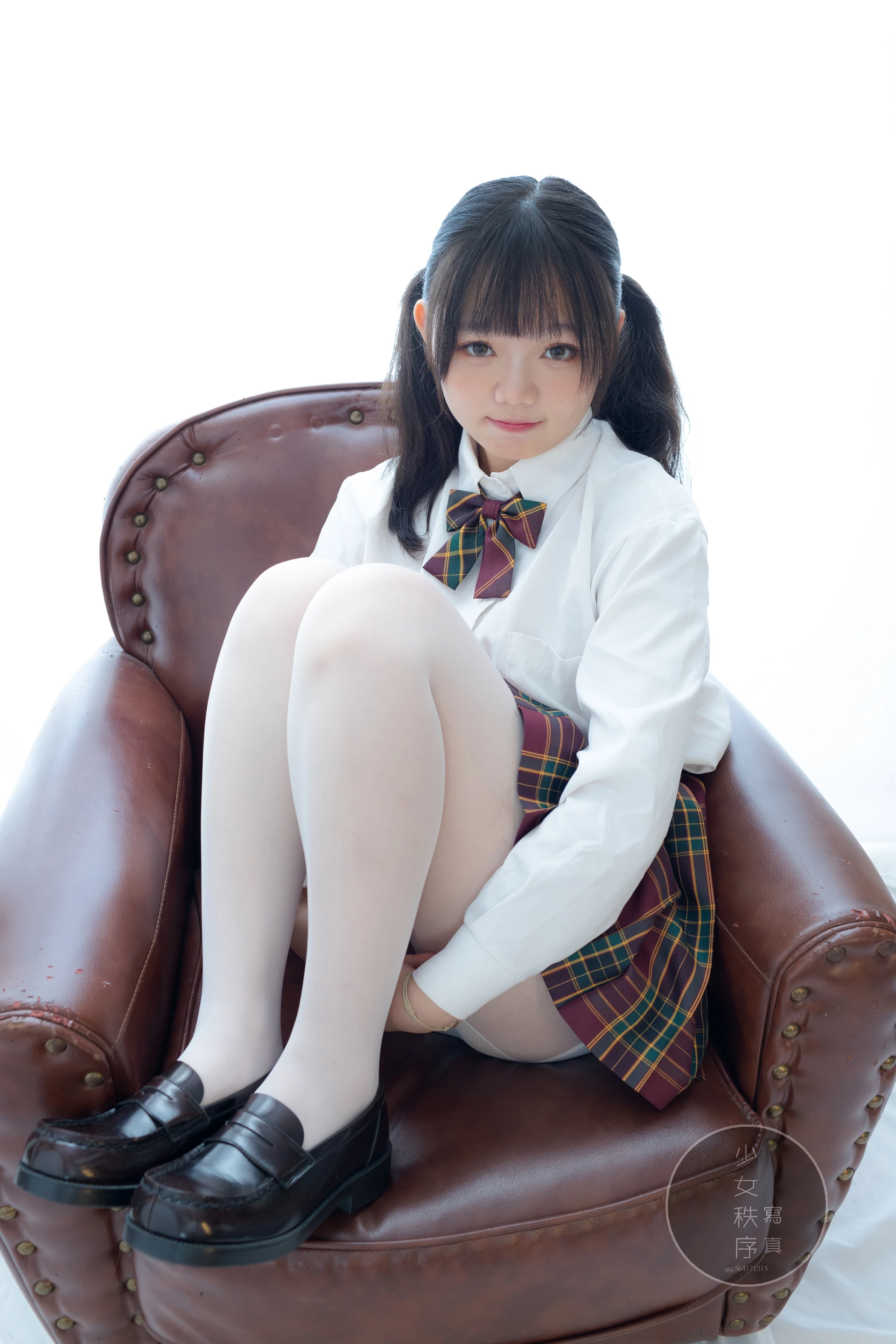 少女秩序 GR03L 双马尾白丝JK制服 [60P-526MB]JK制服, 乐栀, 双马尾, 少女秩序, 白丝, 美腿, 美足