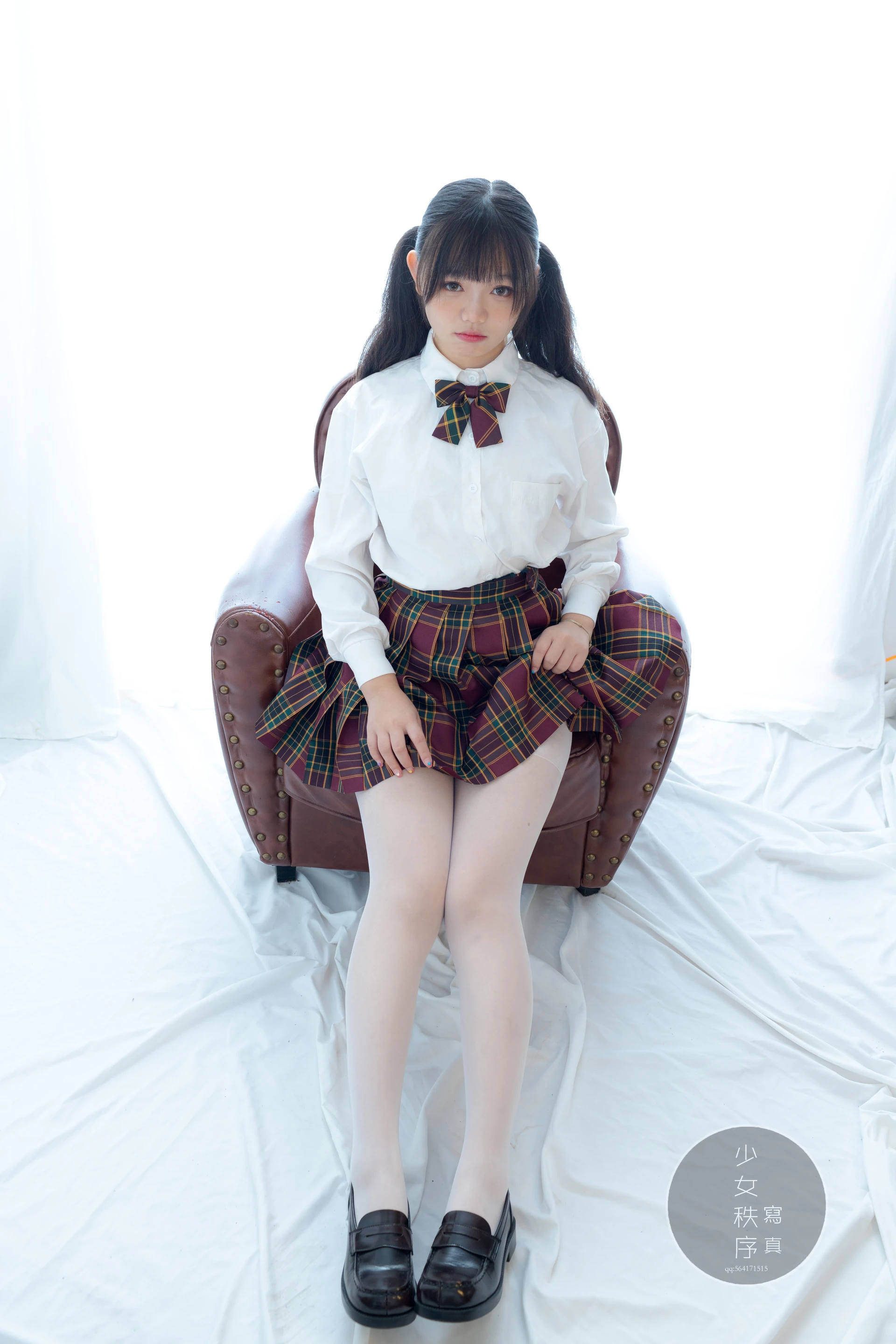 少女秩序 GR03L 双马尾白丝JK制服 [60P-526MB]JK制服, 乐栀, 双马尾, 少女秩序, 白丝, 美腿, 美足